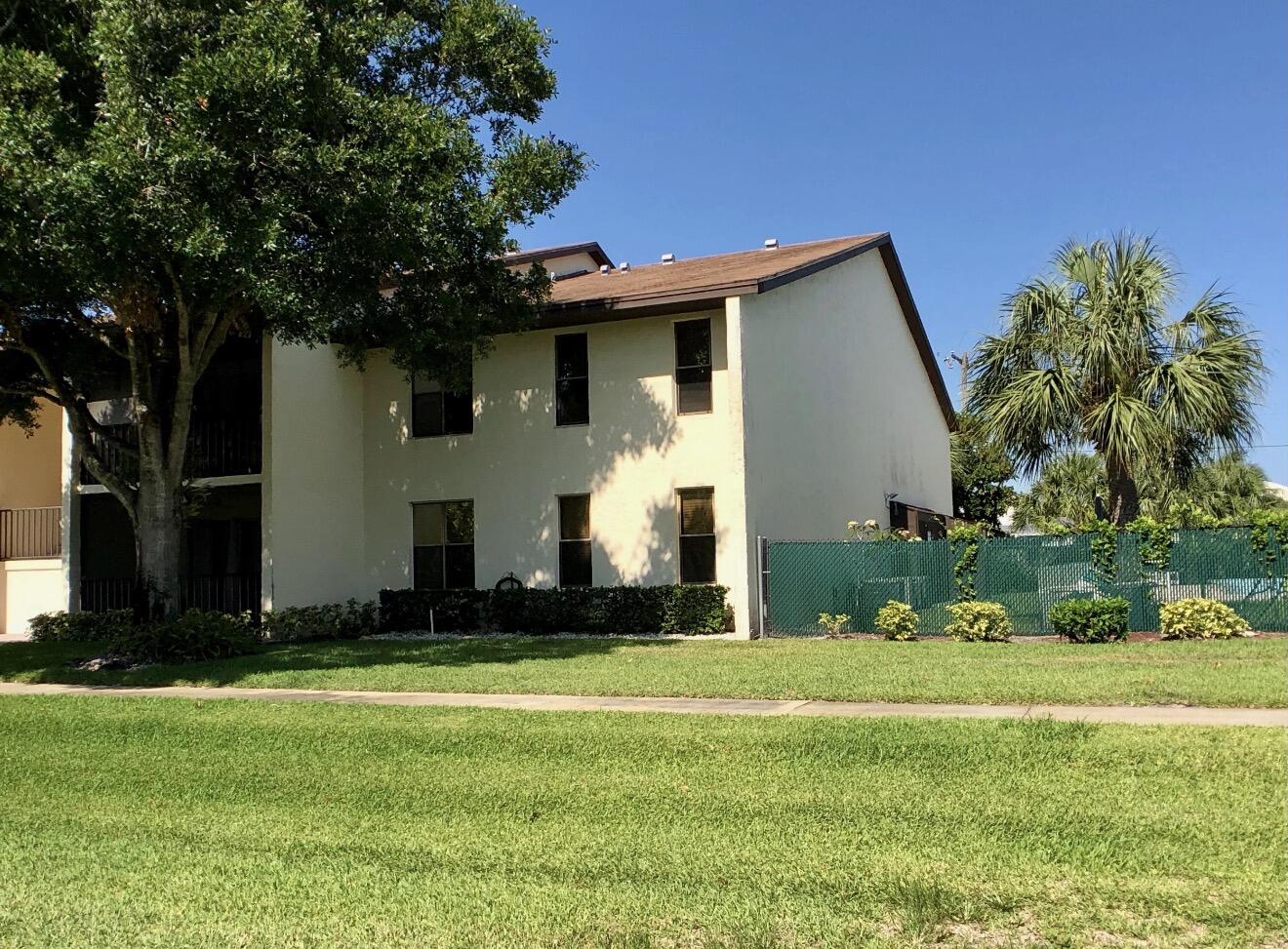 250 SE Four Winds Drive 104 — photo