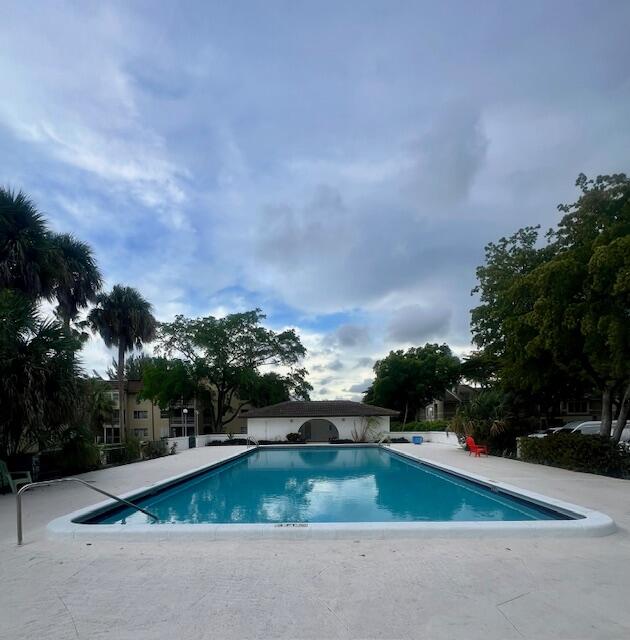 2700 Riverside Drive 103 — photo