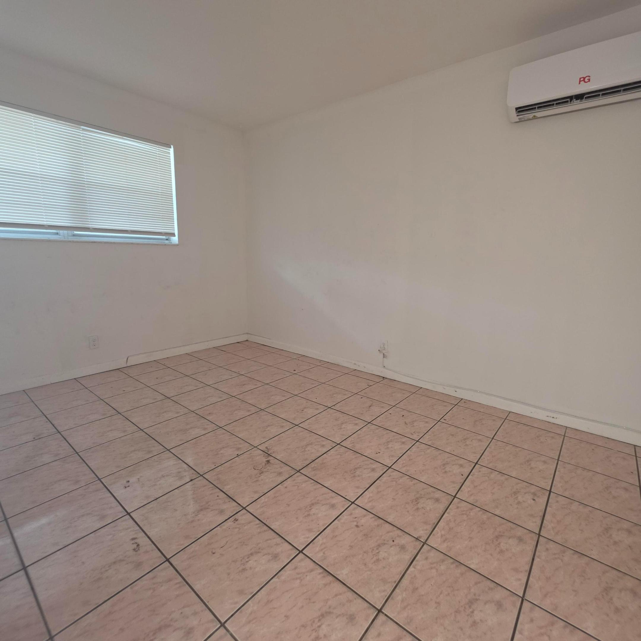 1826 Sherman Street Apt 7 — photo