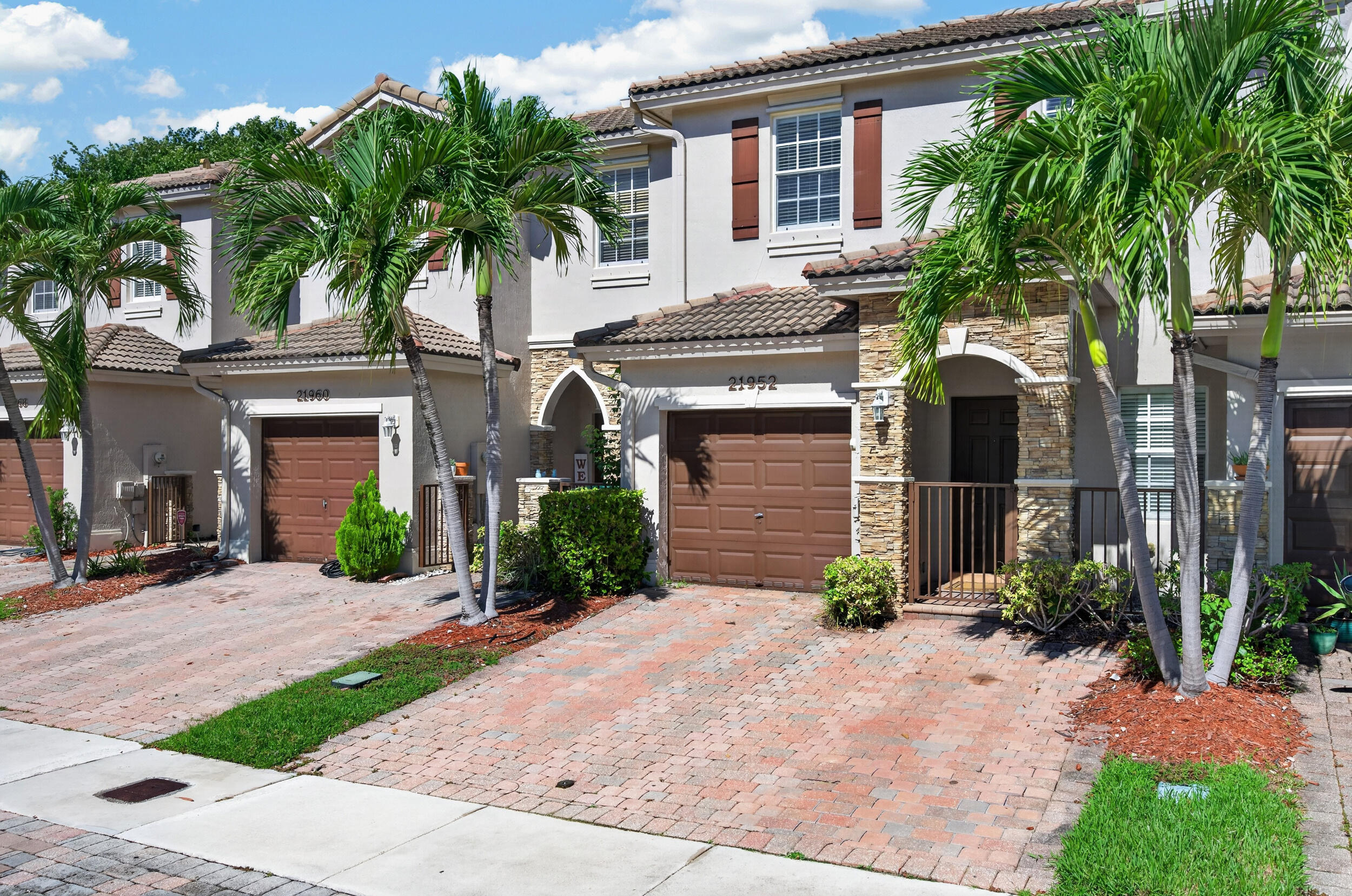 21952 SW 93rd Place 21952 — photo