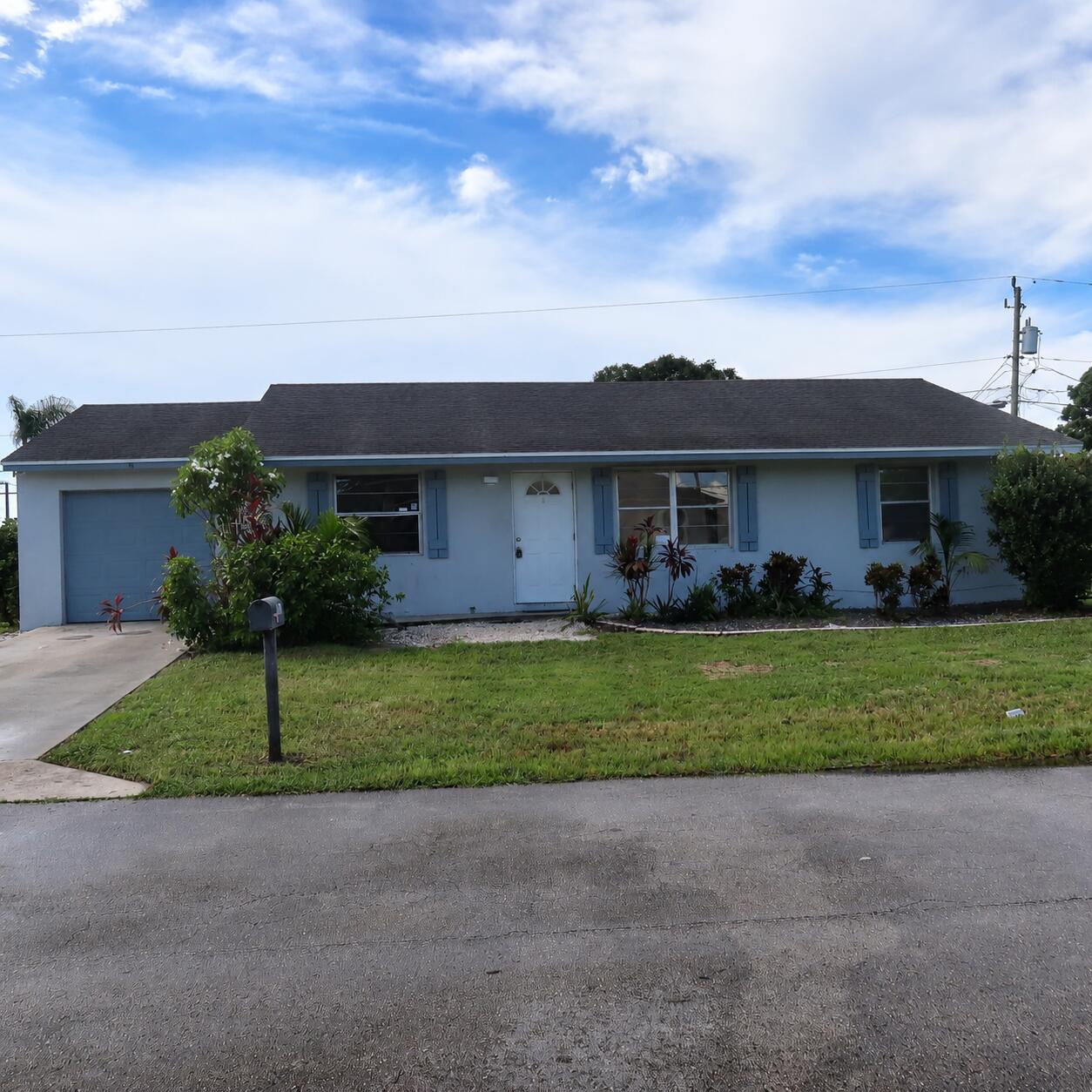 9052 Melody Road — photo