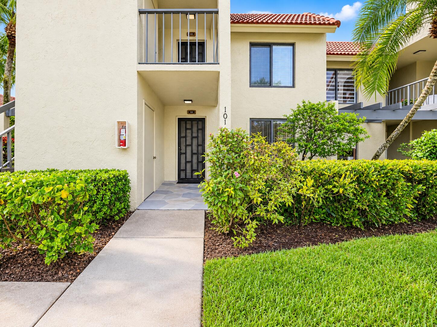 5640 Fairway Park Drive 101 — photo