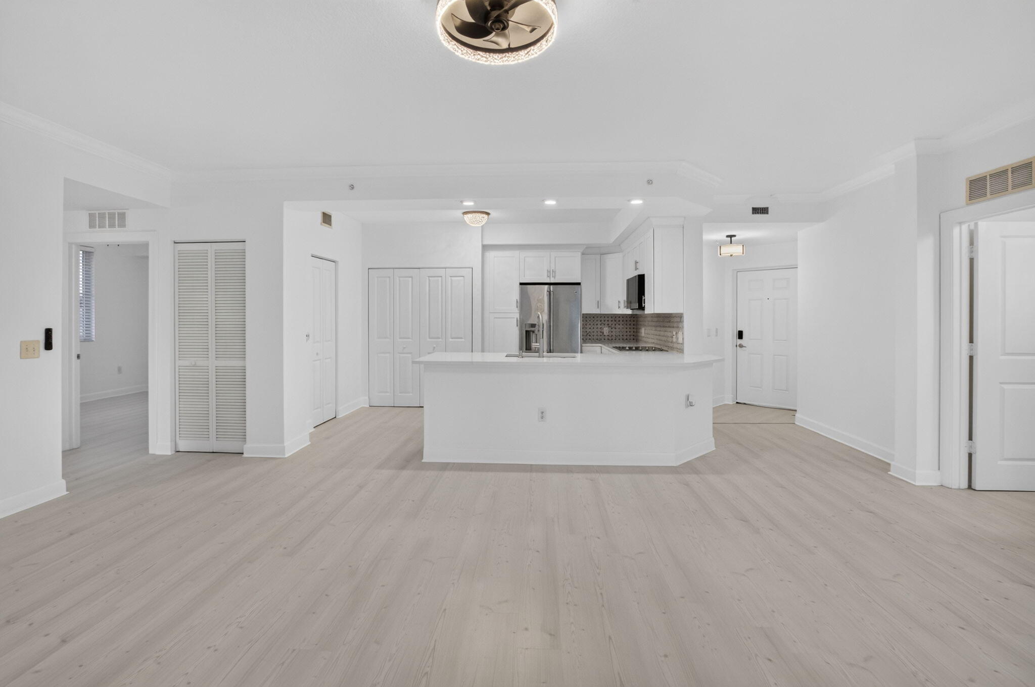 1690 Renaissance Commons Boulevard 1201 — photo