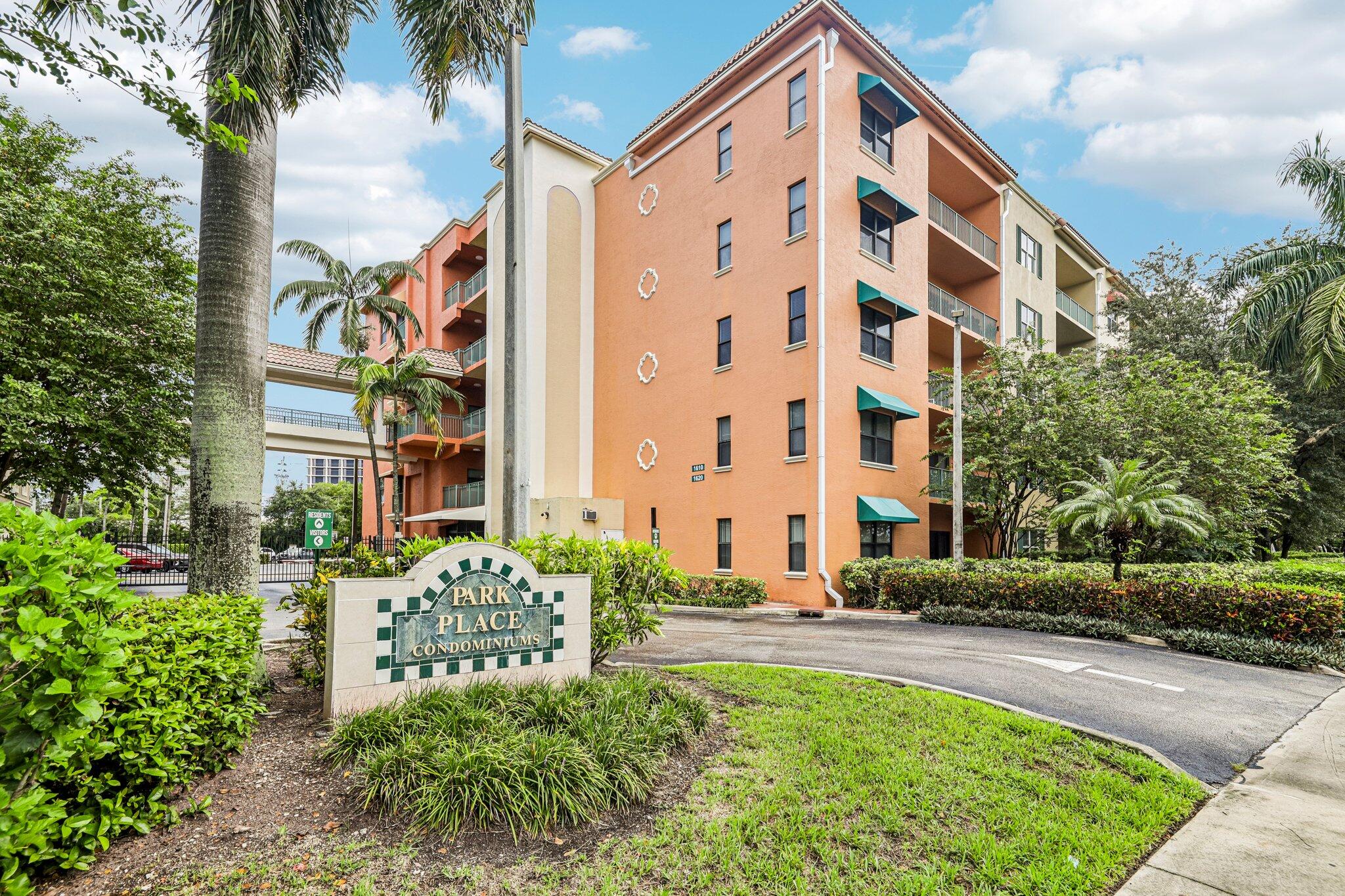 1620 Presidential Way 310 — photo