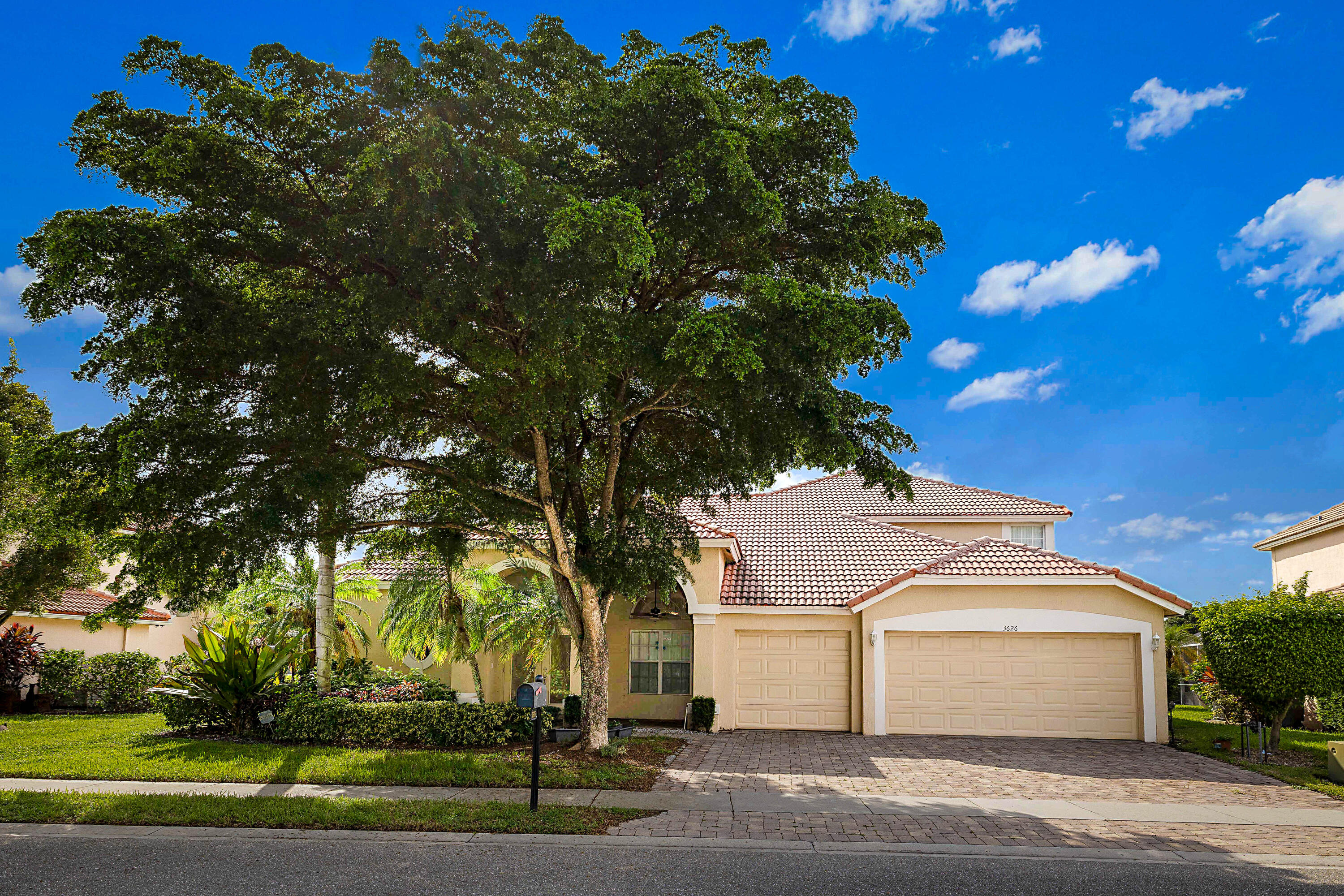 3626 E Hamilton Key — photo