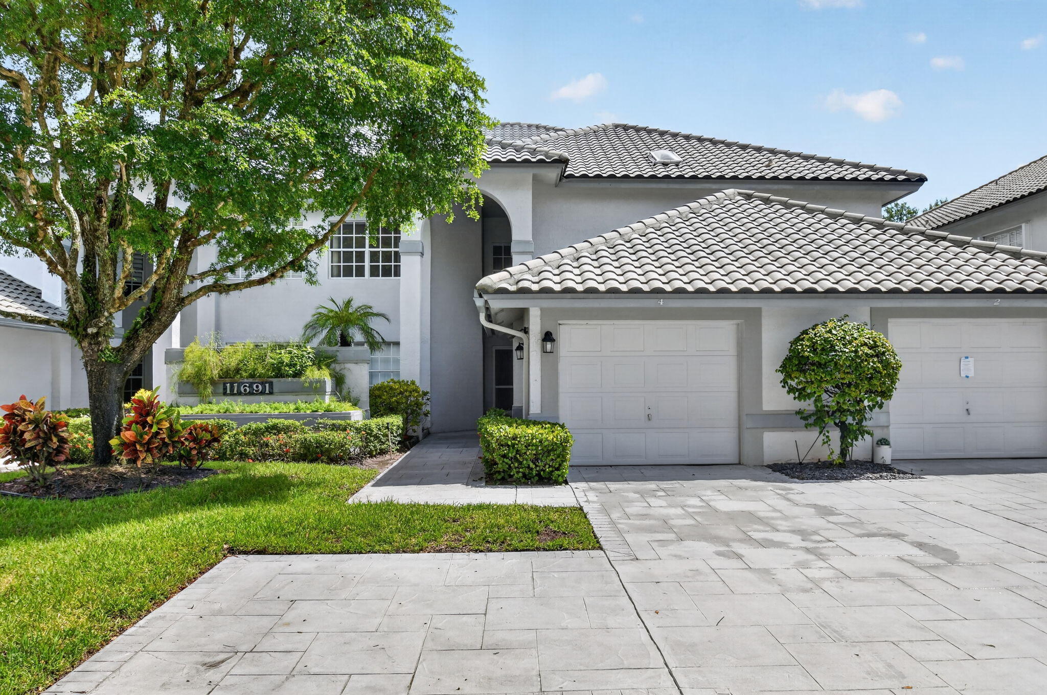 11691 Briarwood Circle — photo