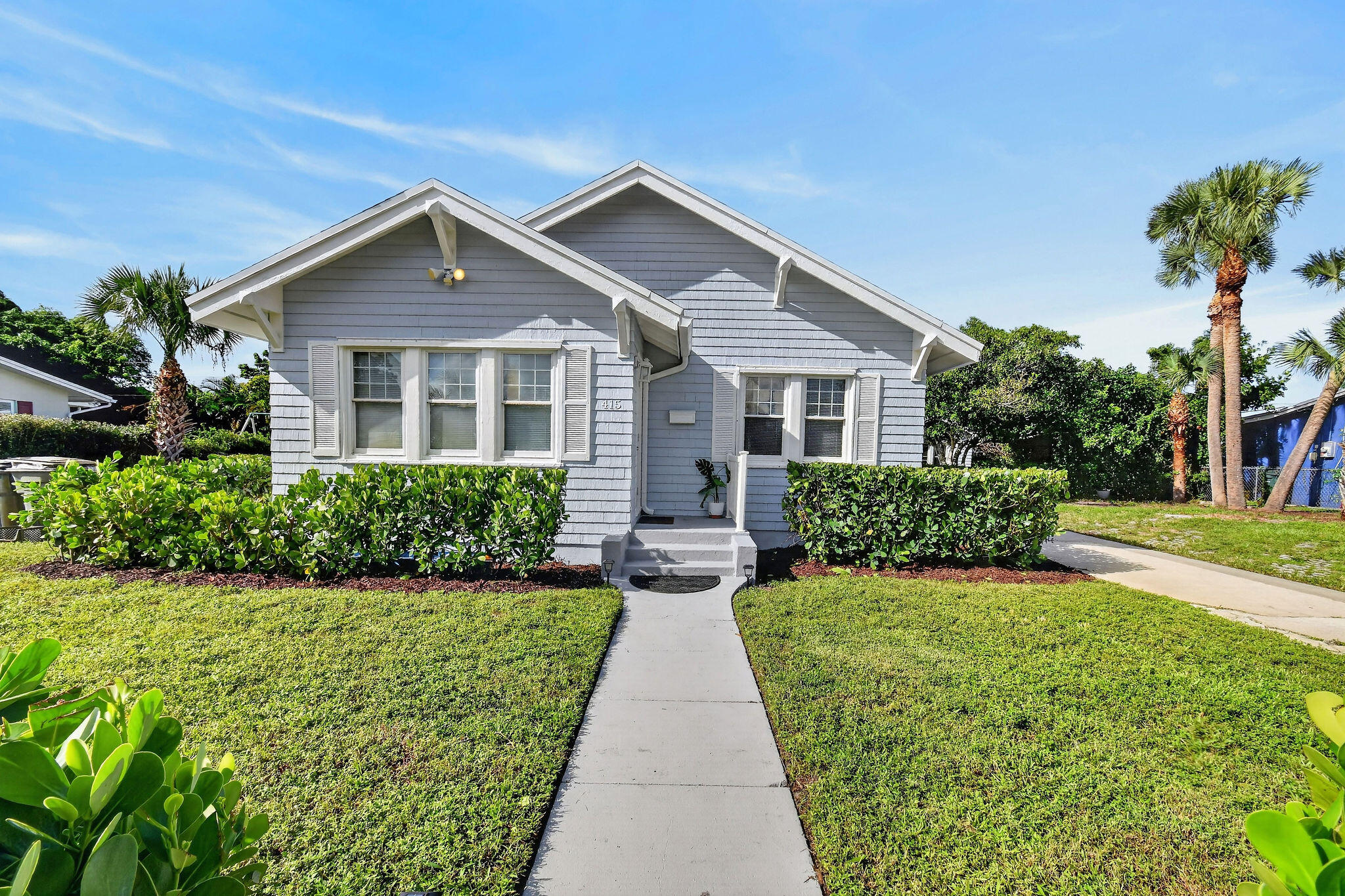 415 Greenbriar Drive — photo