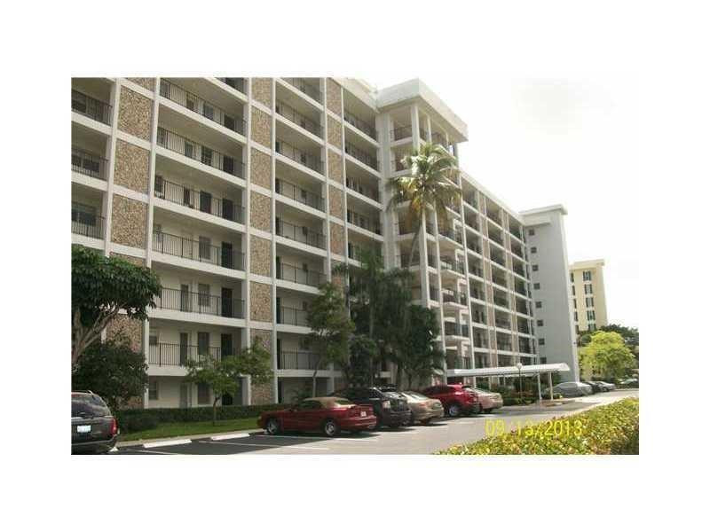 3150 N Palm Aire Drive Unit 407 — photo