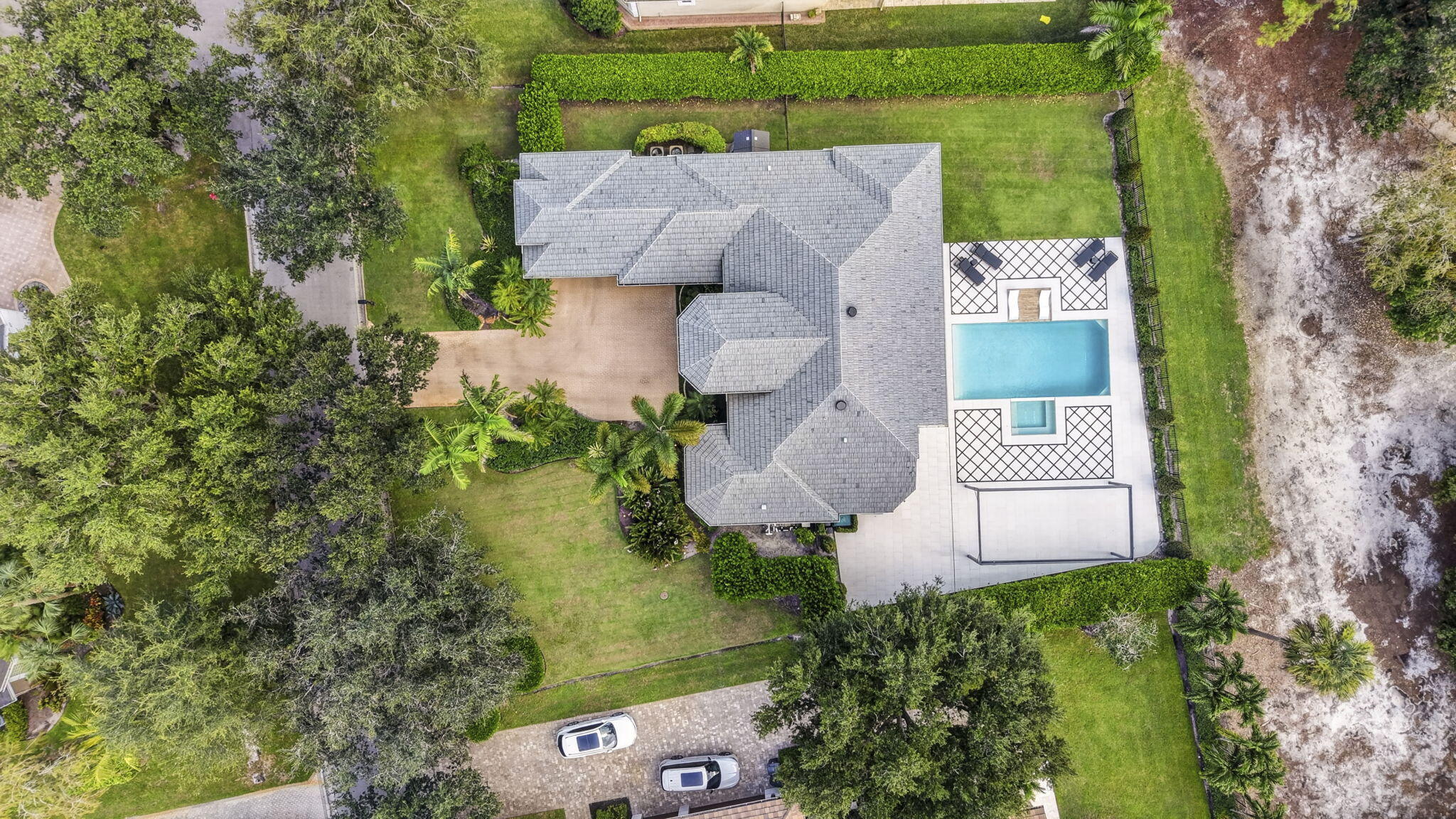 851 Forest Glen Lane — photo