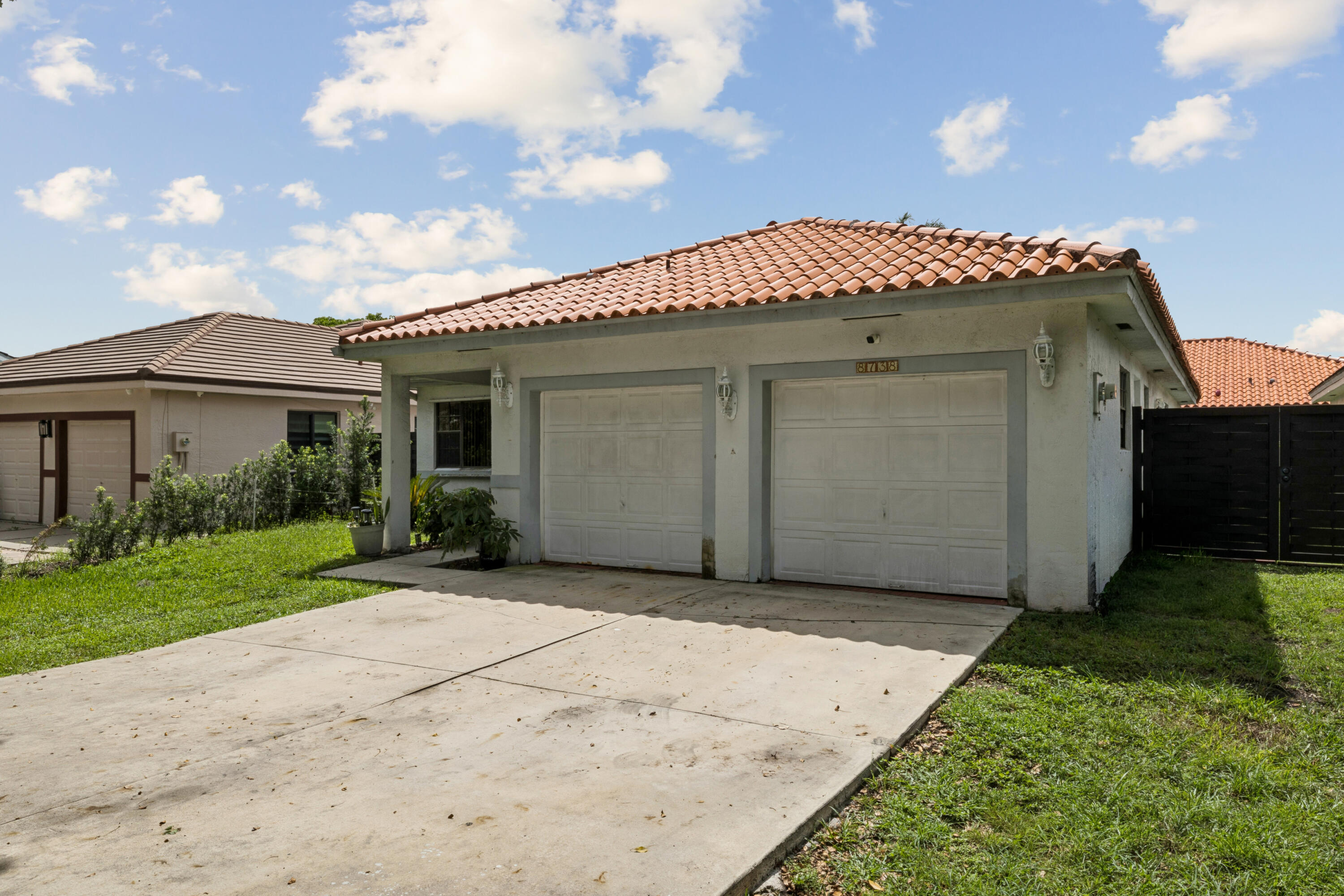 8738 NW 150th Terrace — photo