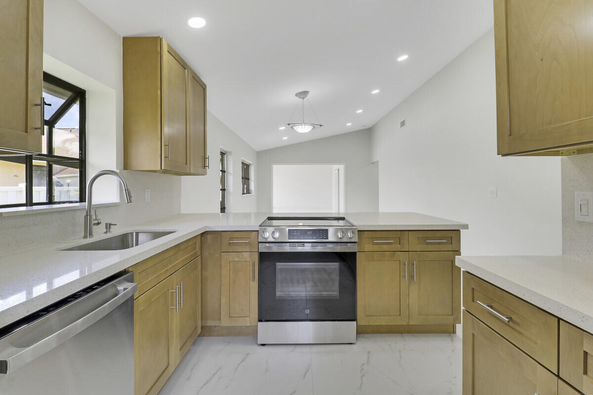 8157 Springtree Road, Boca Raton, FL 33496 — photo 3