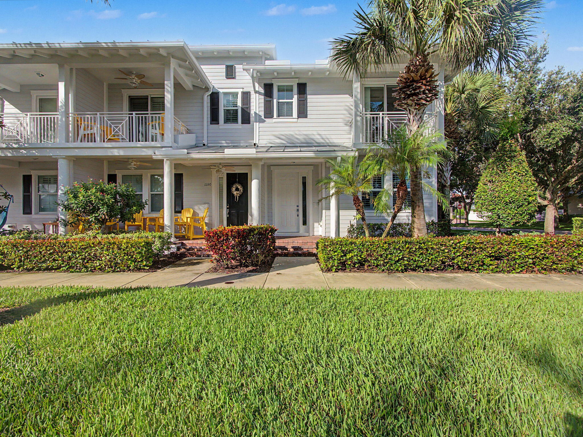 1334 S Community Drive — photo