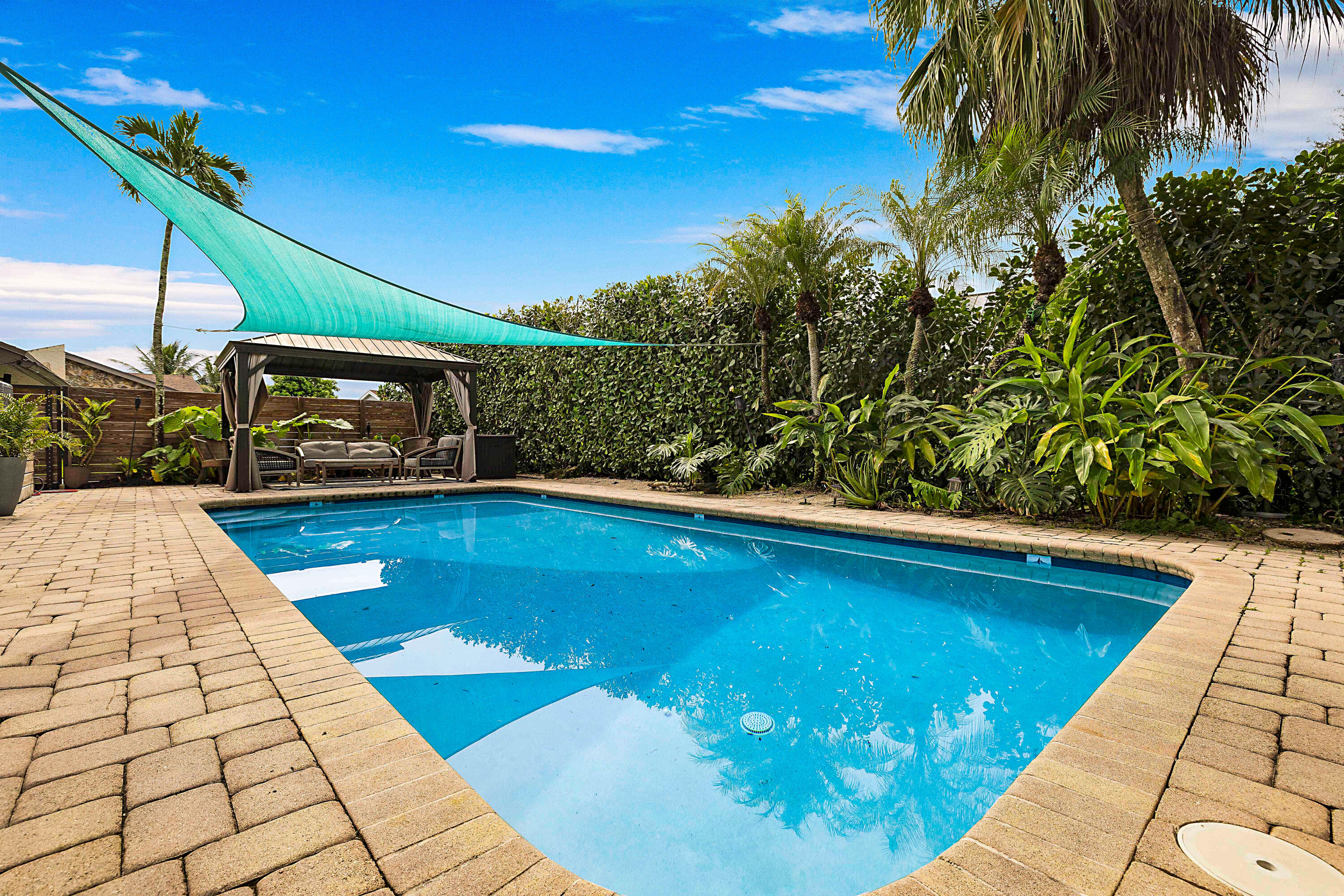 941 Bayberry Point Drive — photo
