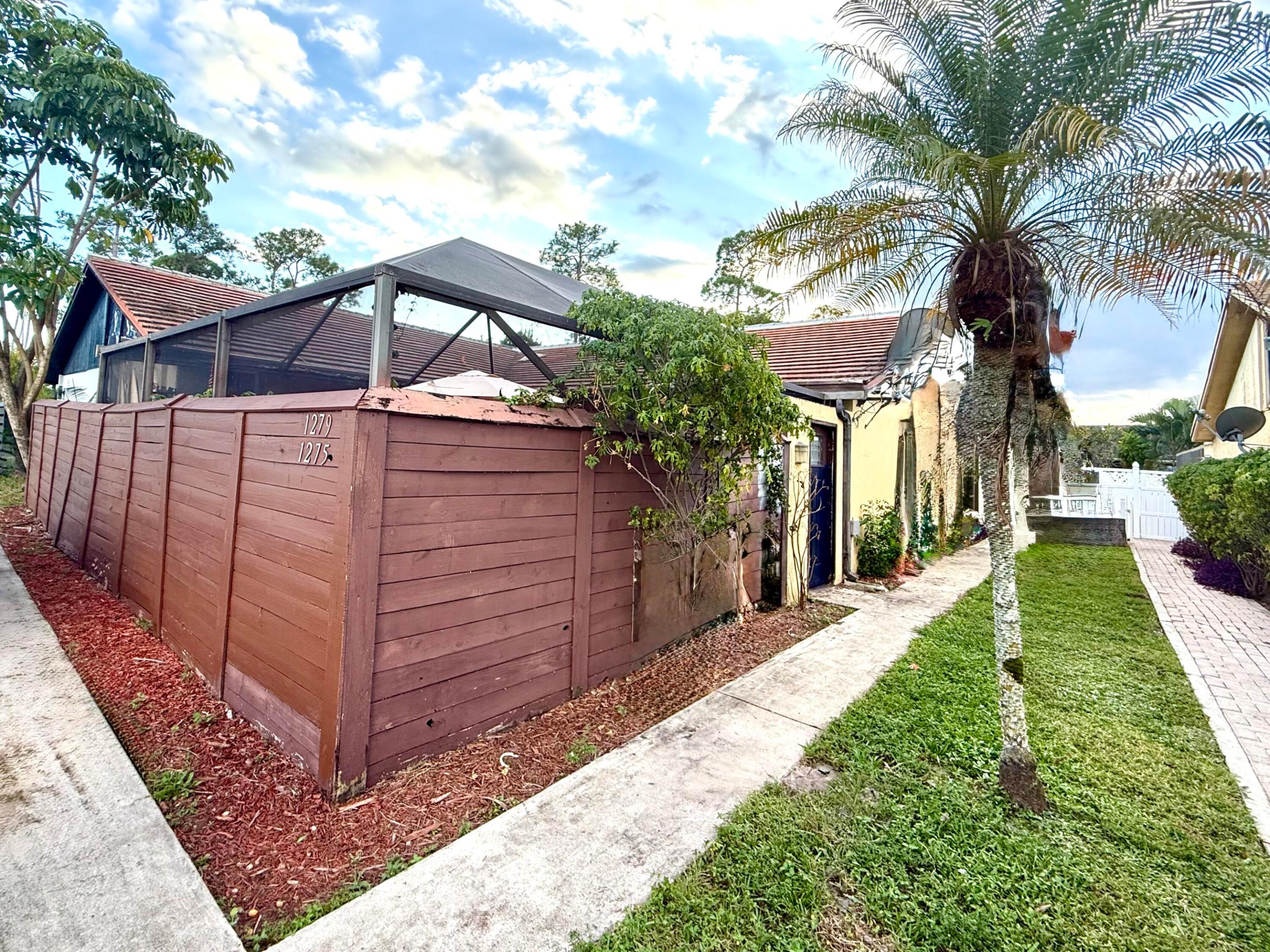 1275 Periwinkle Place — photo
