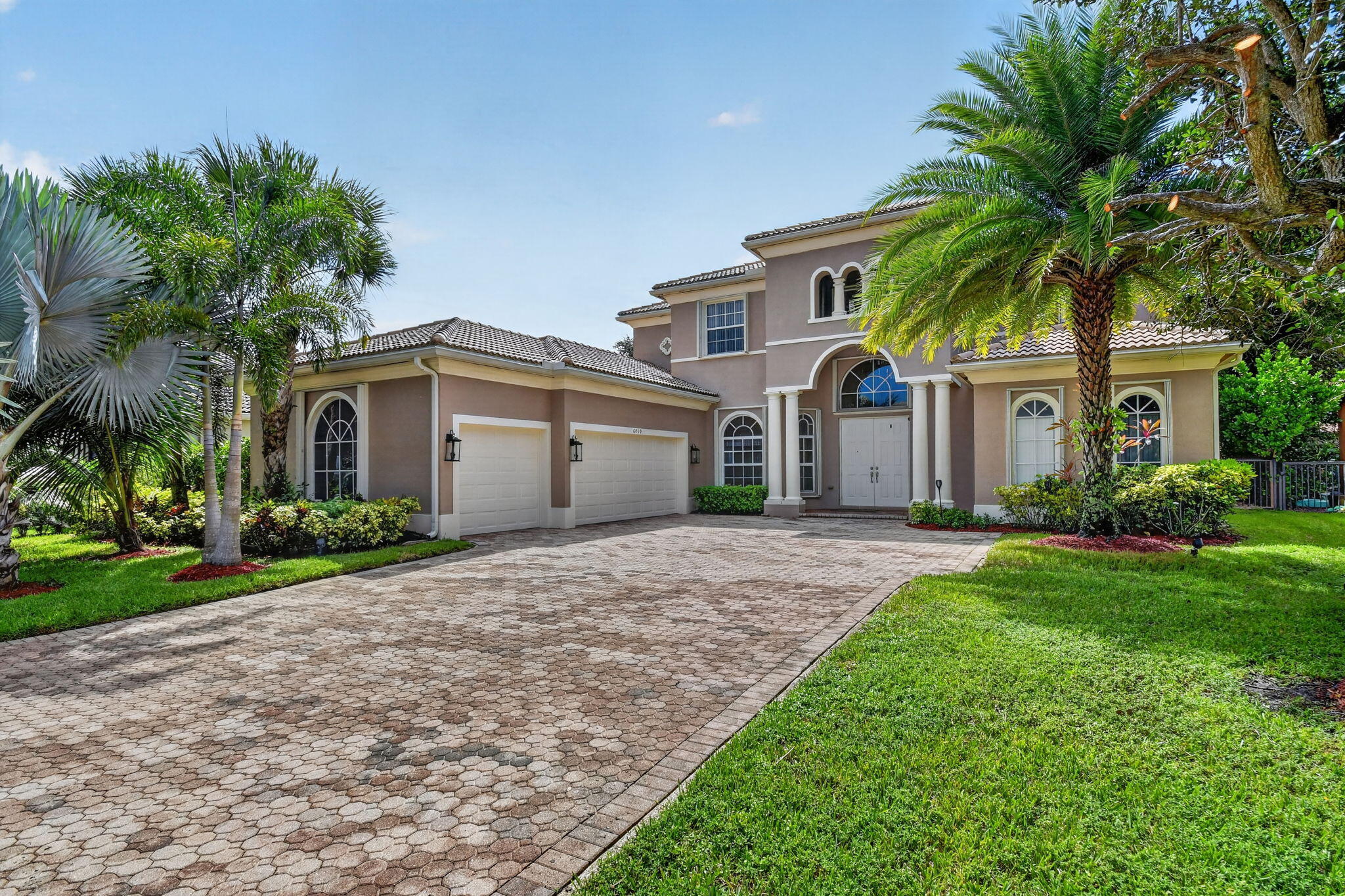 6039 Walnut Hill Drive — photo