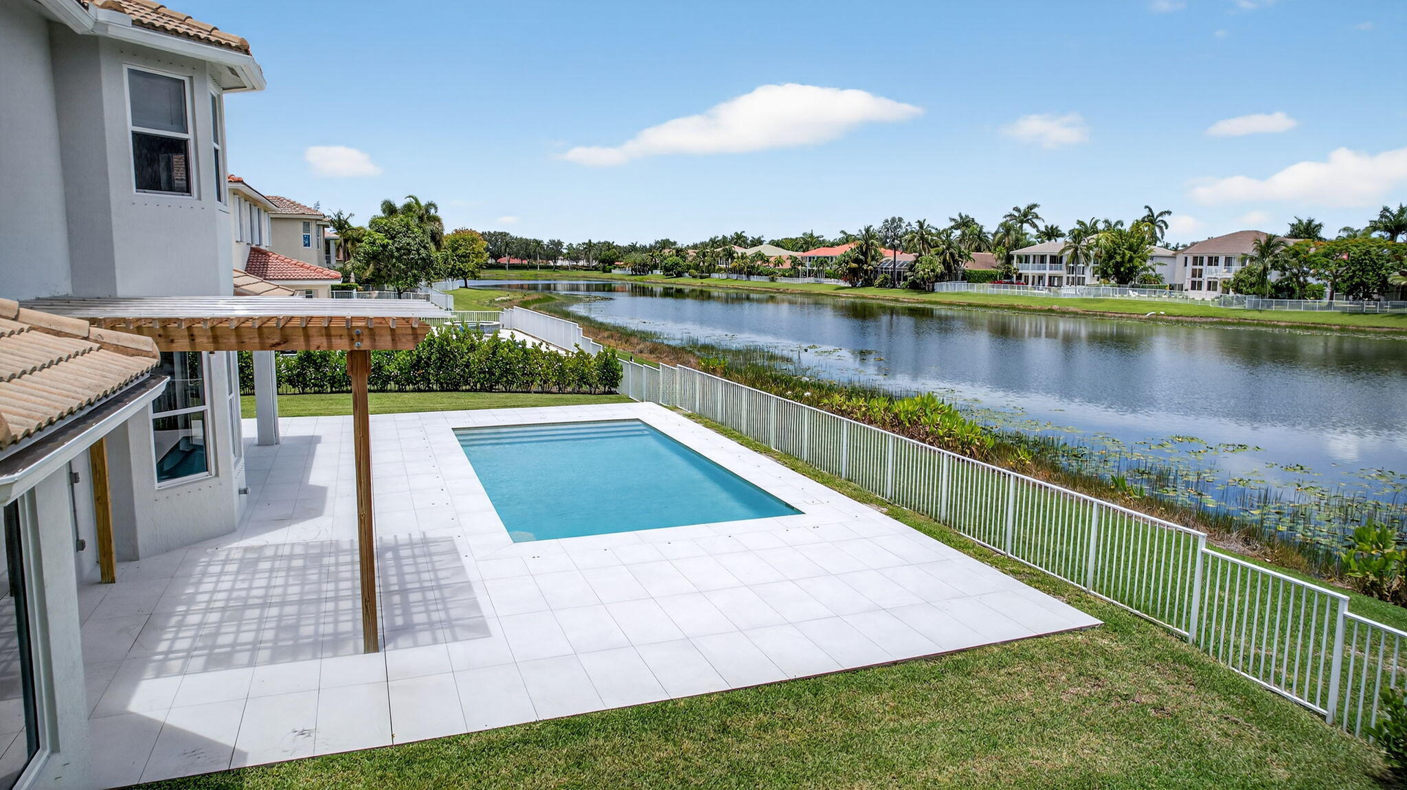 11587 Manatee Bay Lane — photo