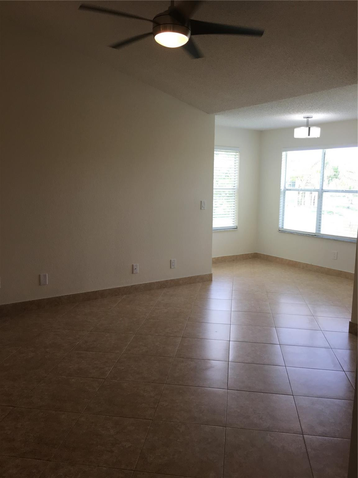 12950 Vista Isles Drive 427 — photo