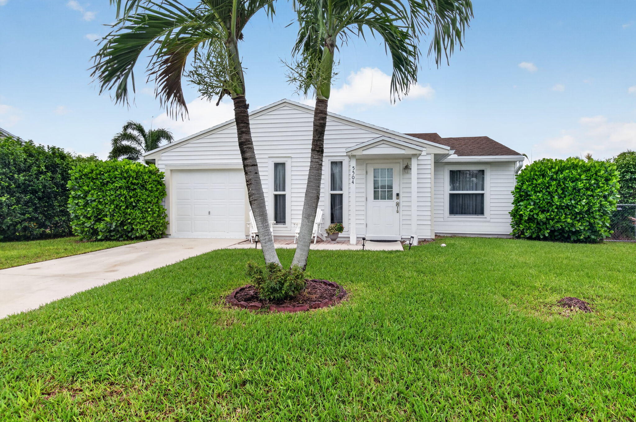 5504 Courtney Circle — photo