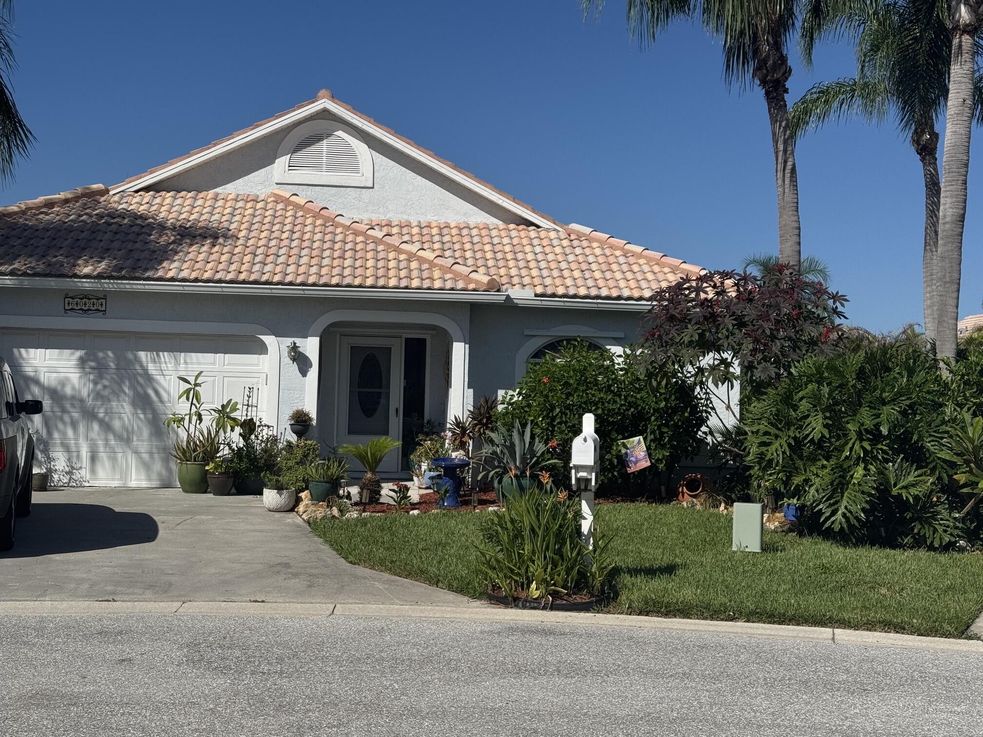 6020 SE Walkers Cay Court — photo