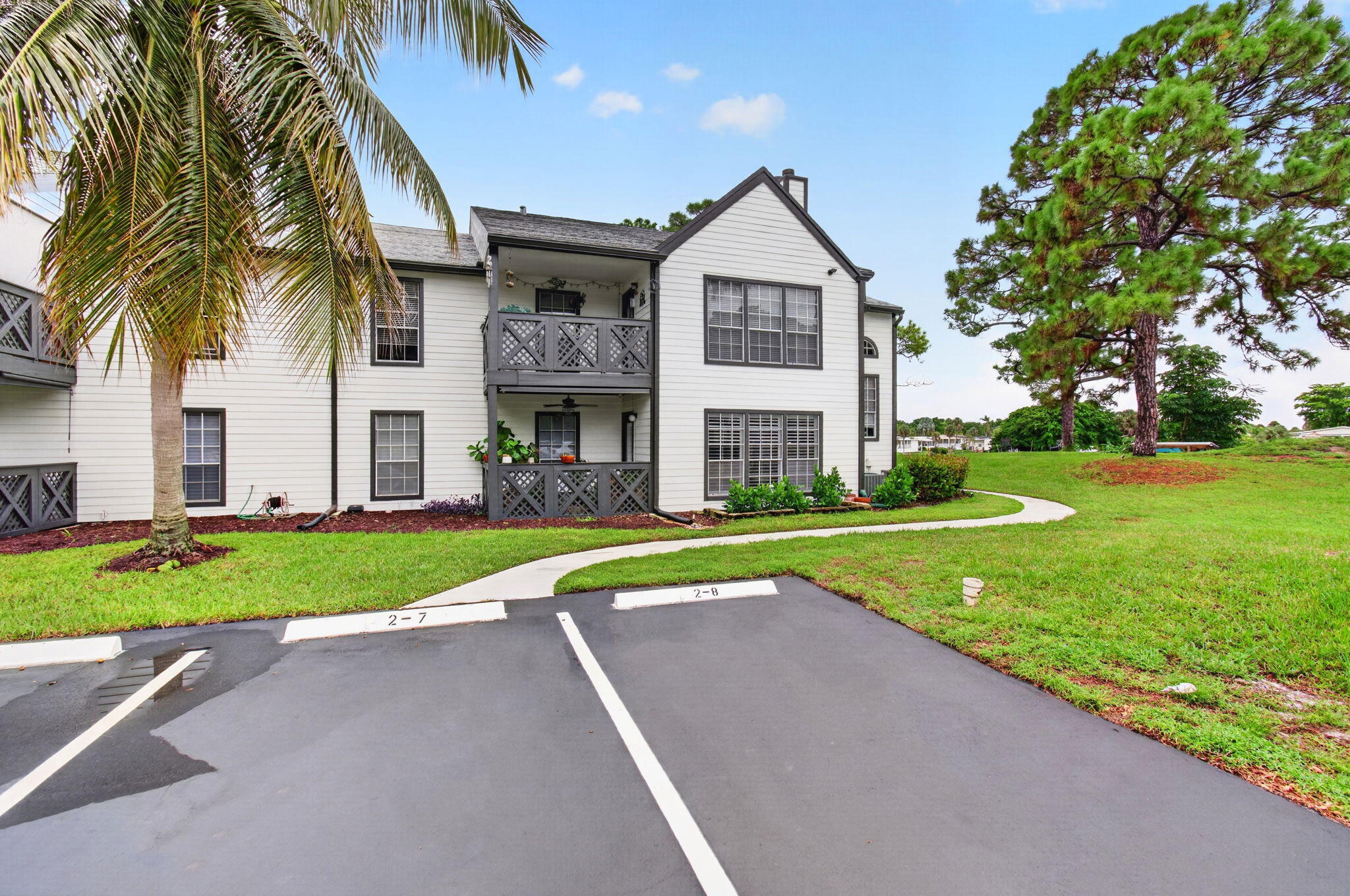 5064 Heatherhill Lane 2208 — photo