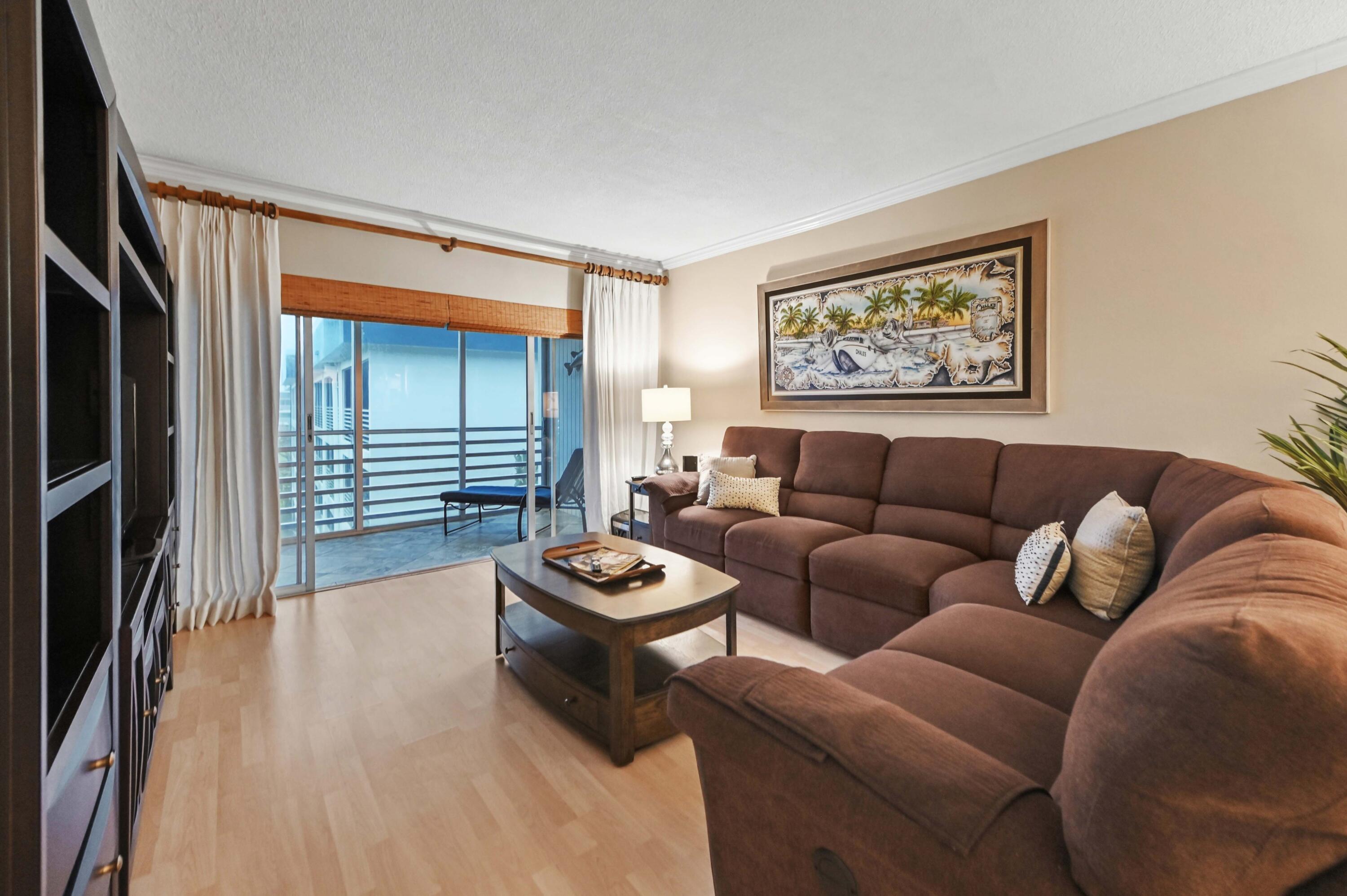 3351 Spanish Trail 413 — photo