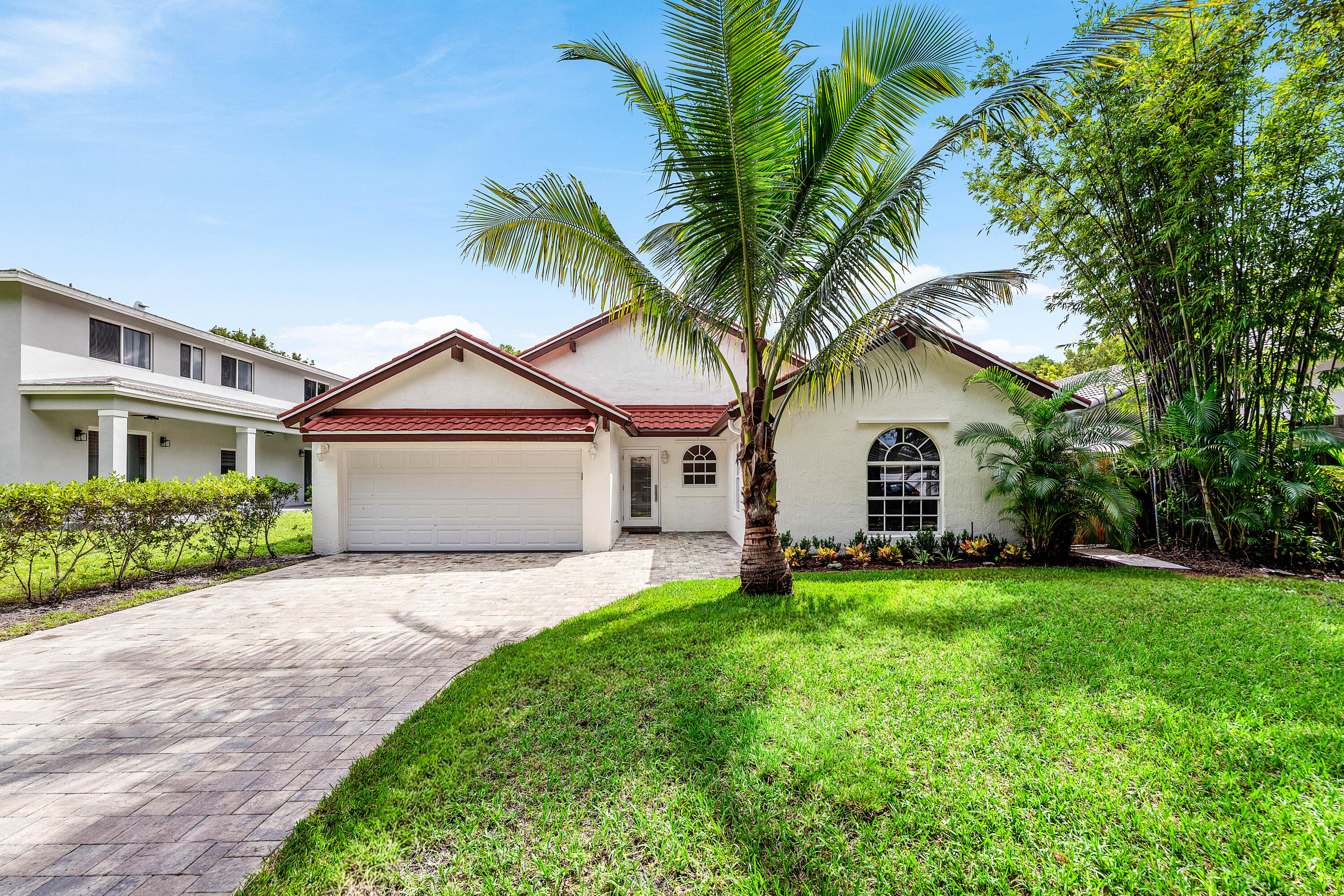 3145 W Quayside Drive — photo