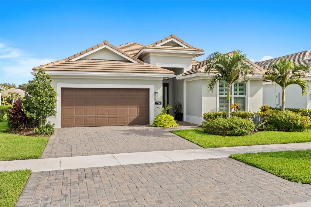 12341 SW Sunset Lk Lane — photo