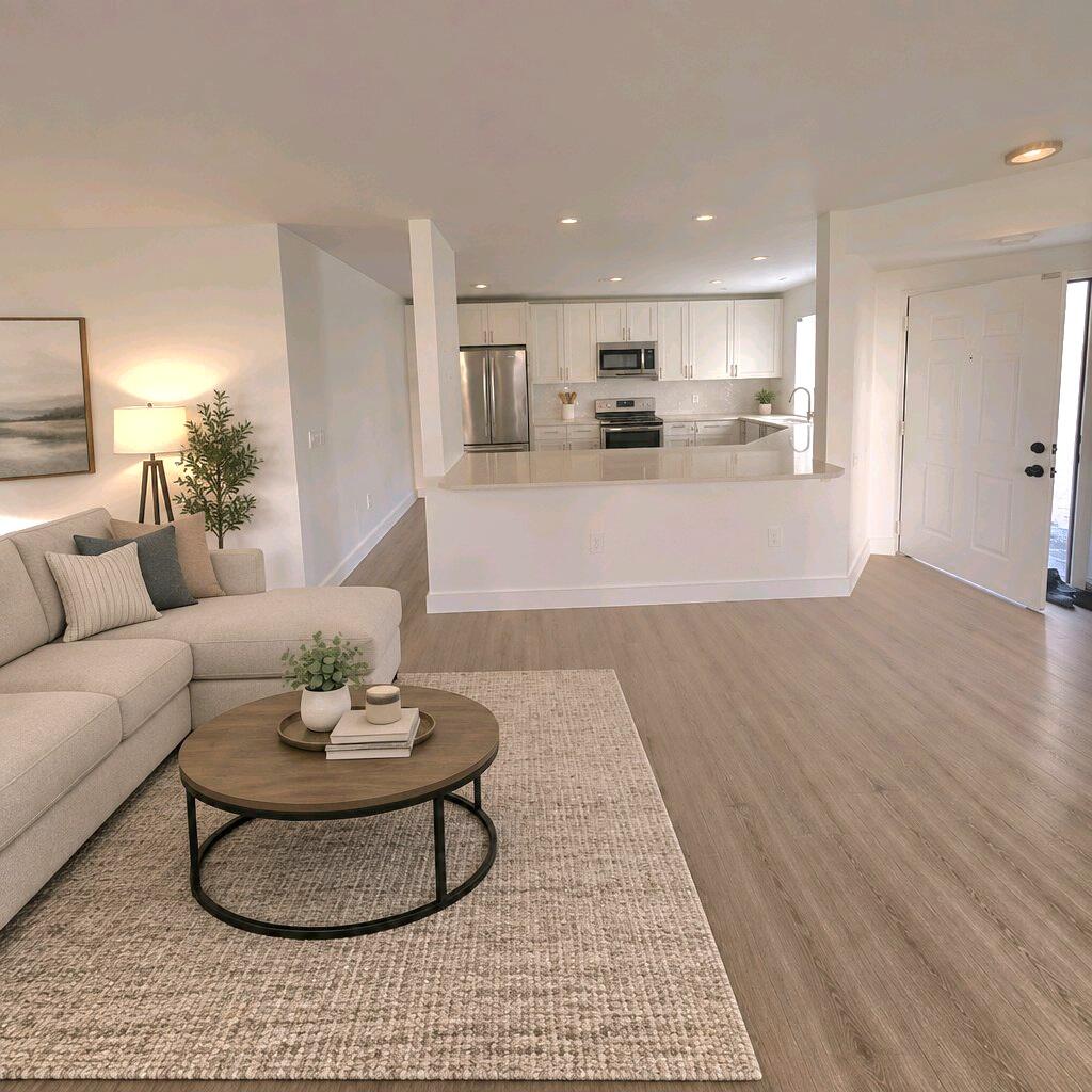 5250 Europa Drive B — photo