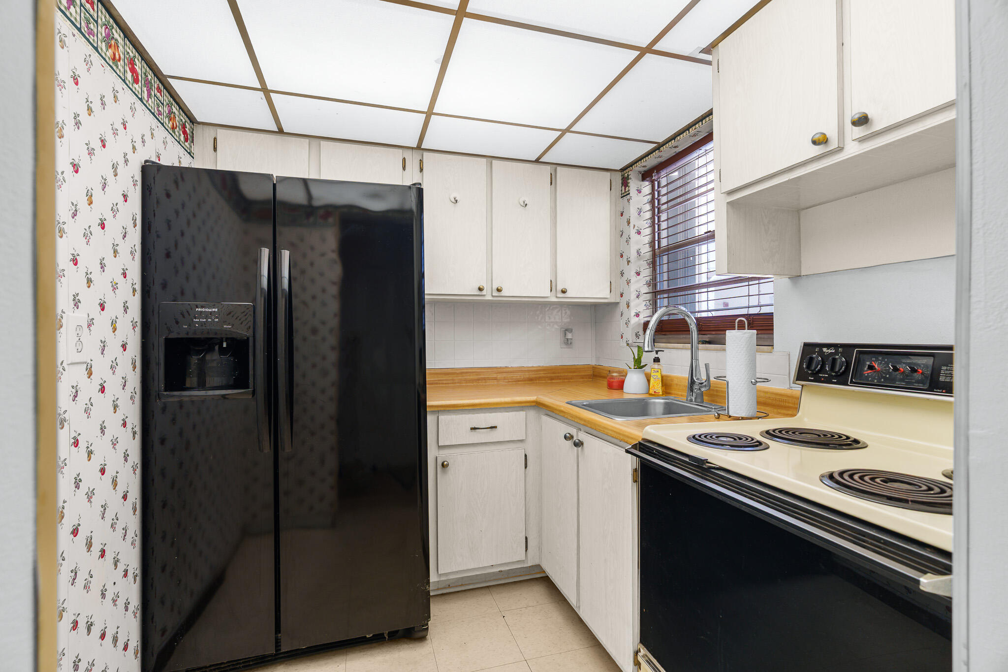 2525 W Golf Boulevard 119 — photo