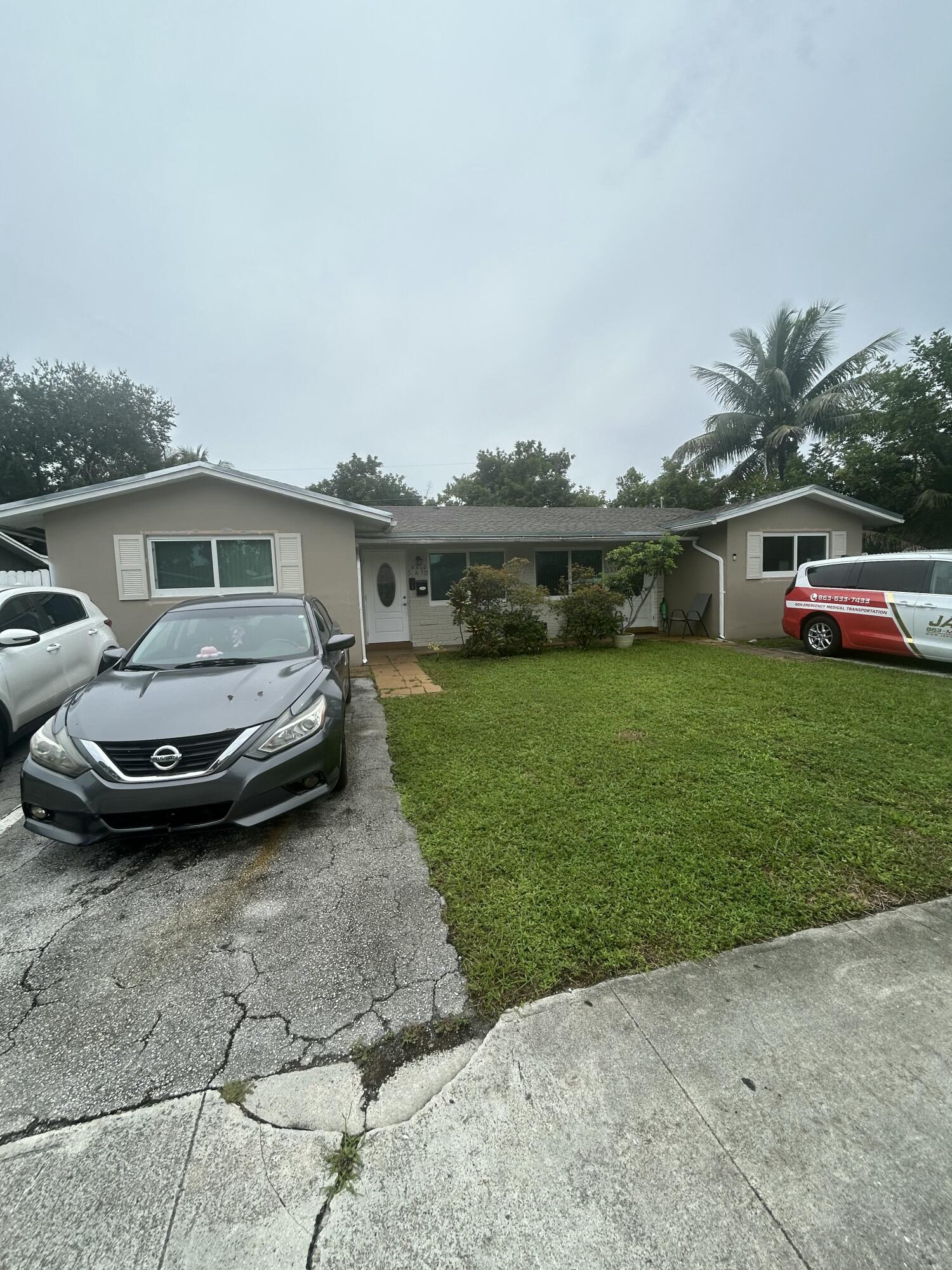 5410 NW 16th Court — photo