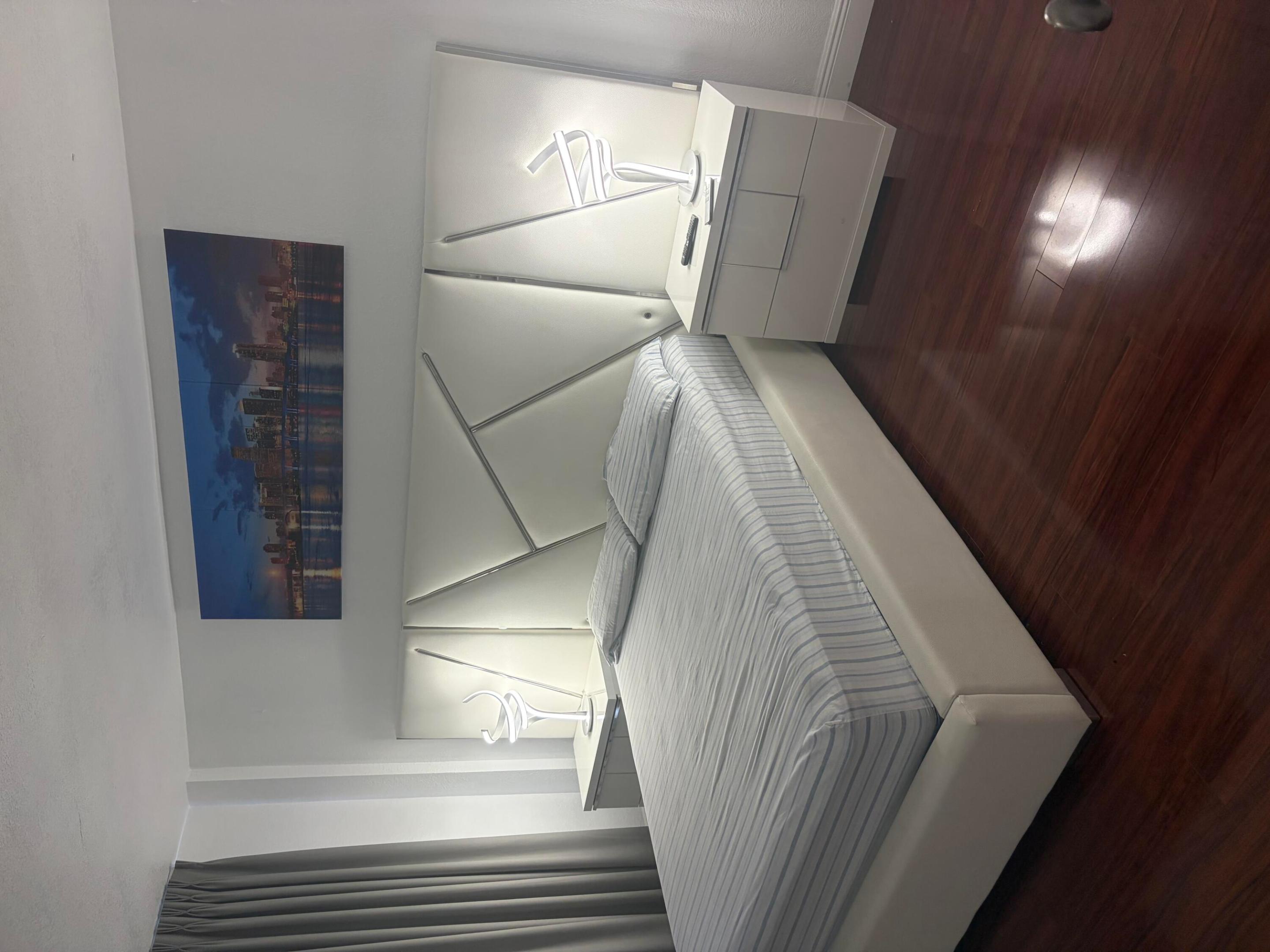 4174 Inverrary Drive 304 — photo