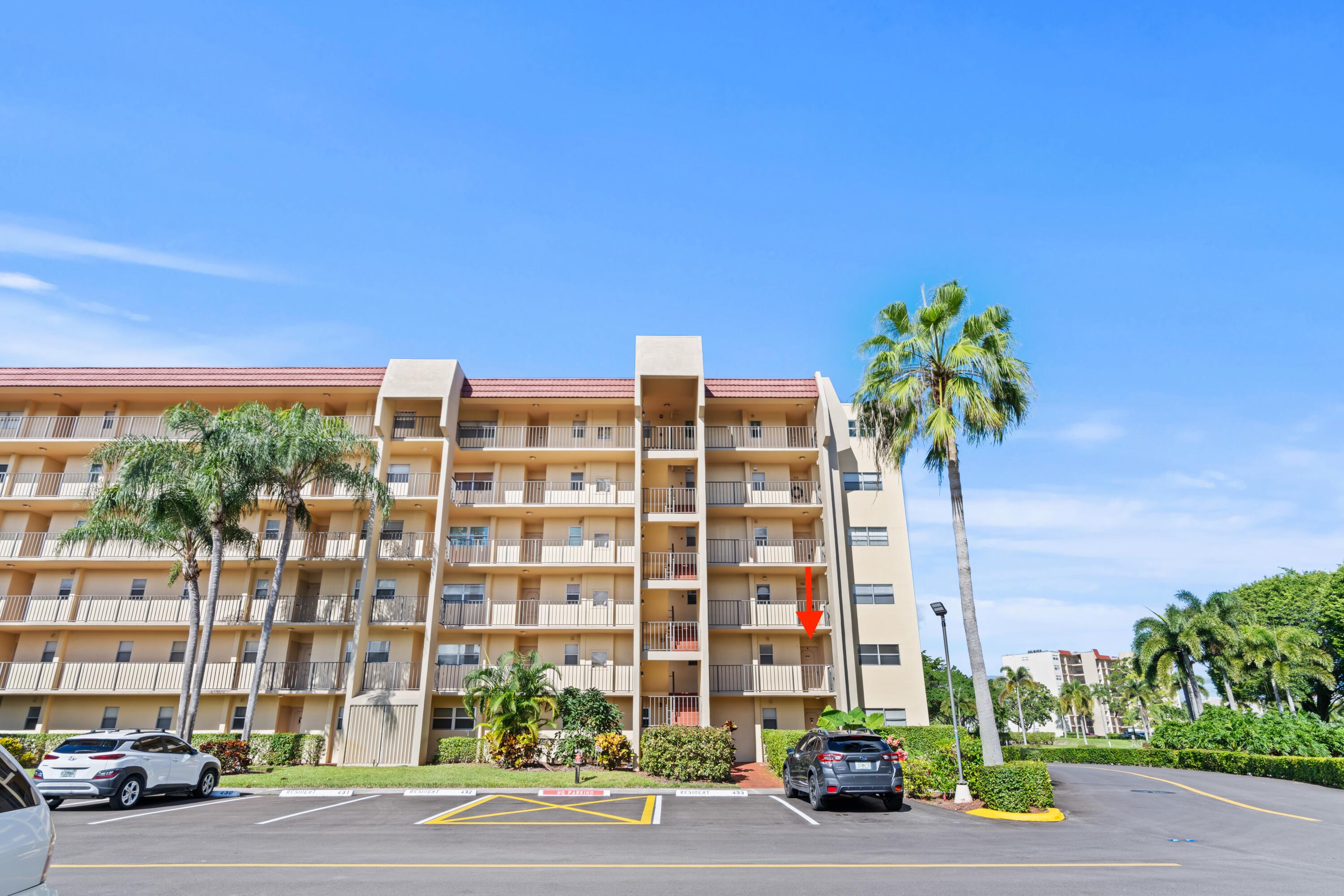 3590 Via Poinciana 216 — photo