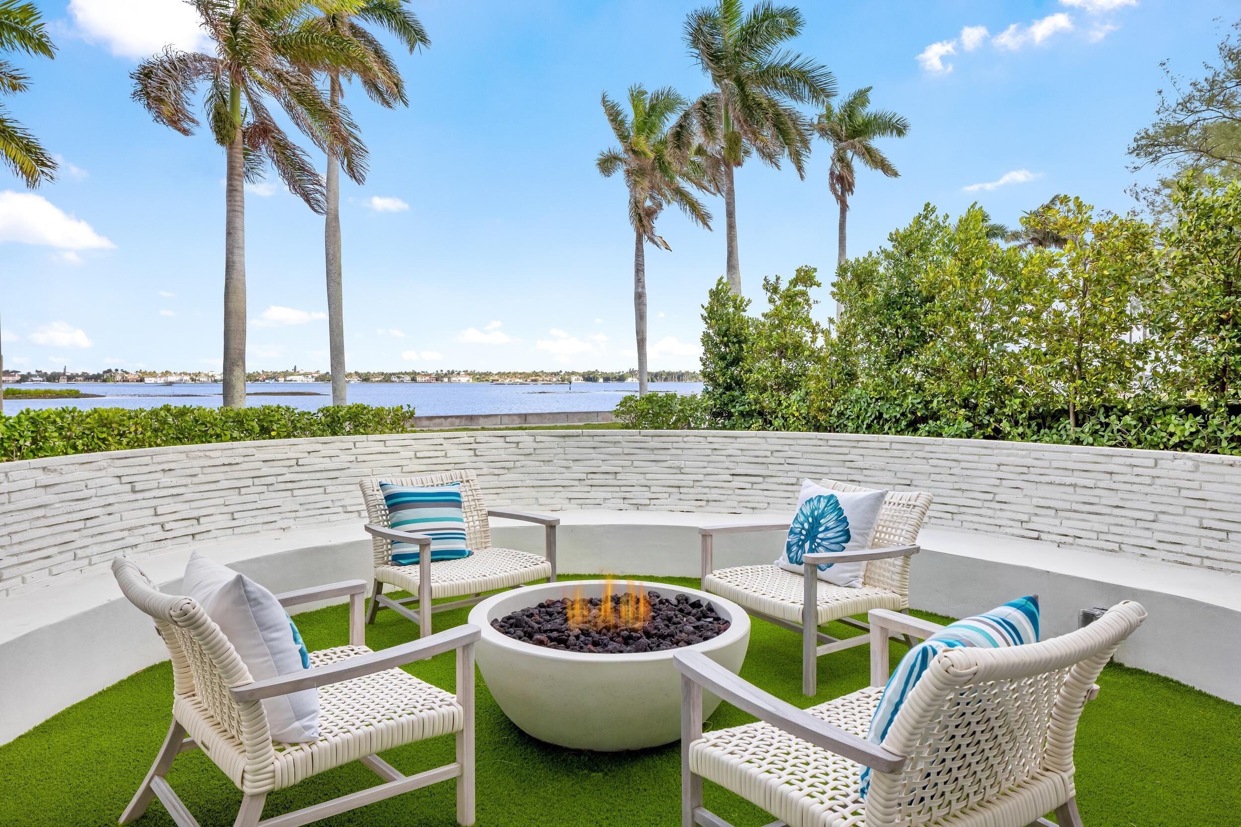 2745 S Flagler Drive — photo