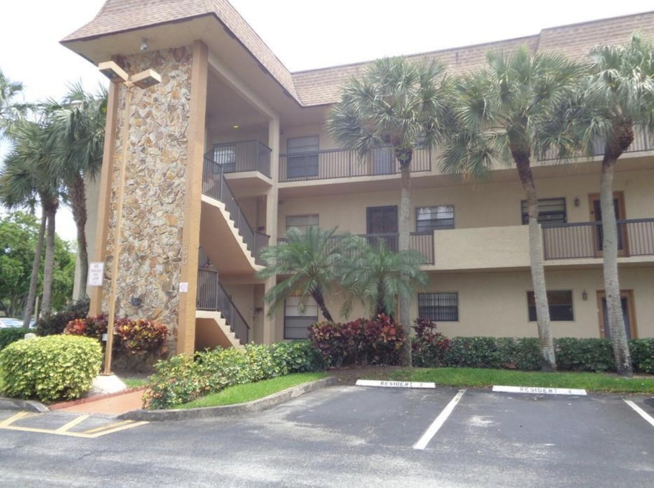 6090 N Sabal Palm Boulevard 304 — photo
