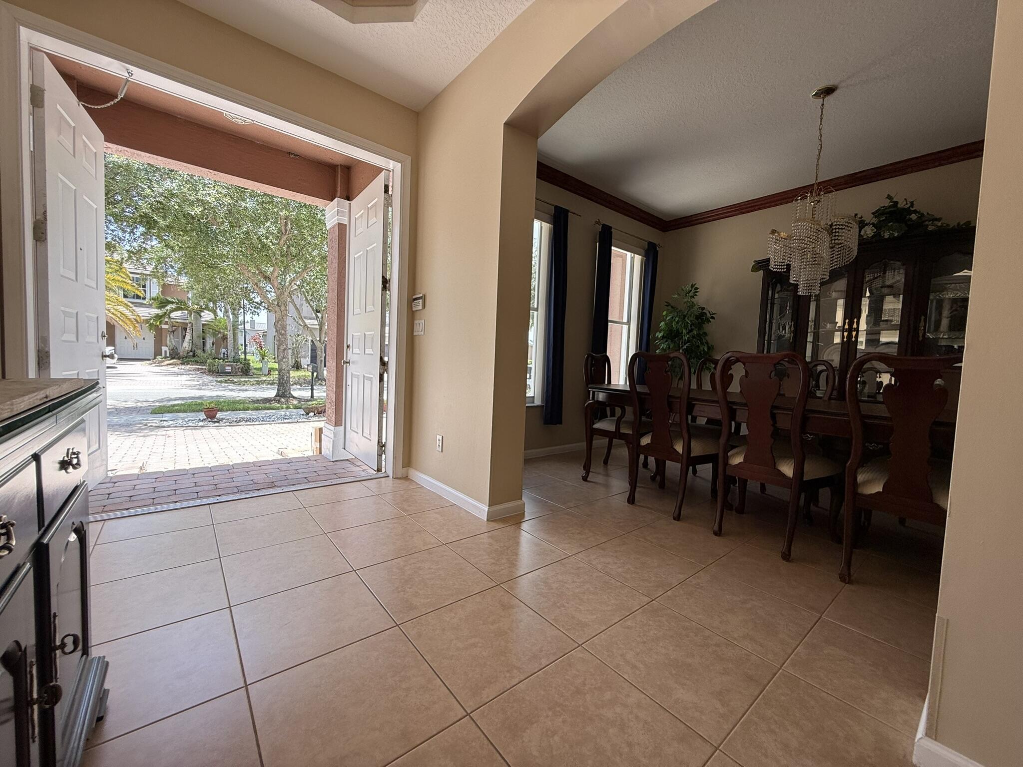 9563 Sedgewood Drive — photo