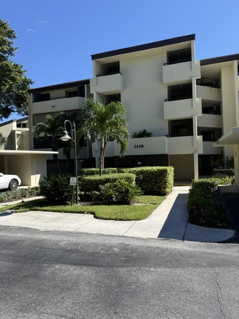 1116 Marine Way W C1L — photo