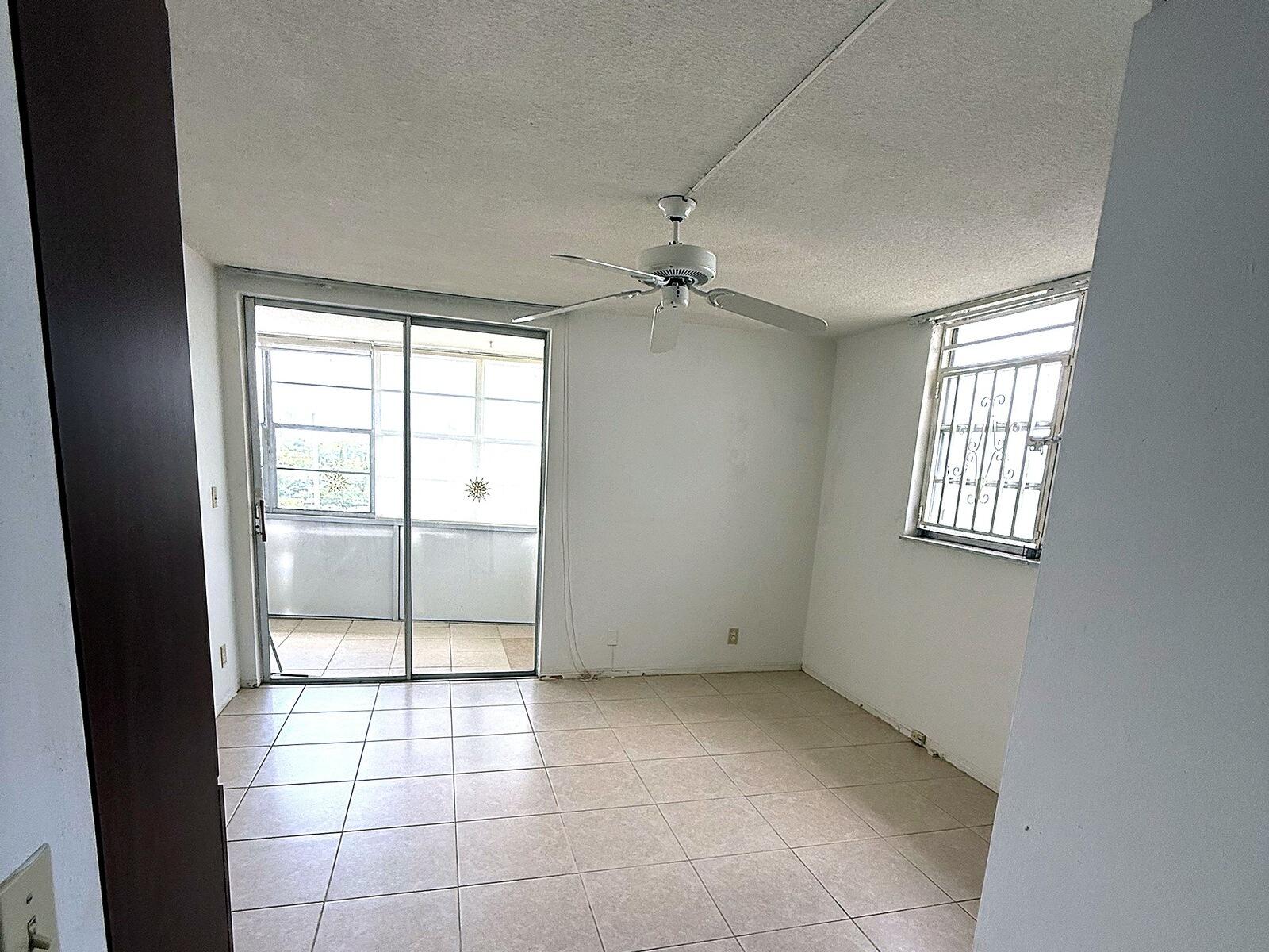 1401 NE Miami Gardens Drive 1096 — photo