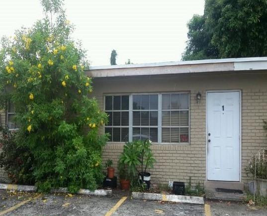 1870 NW 60th Avenue Unit 1 — photo