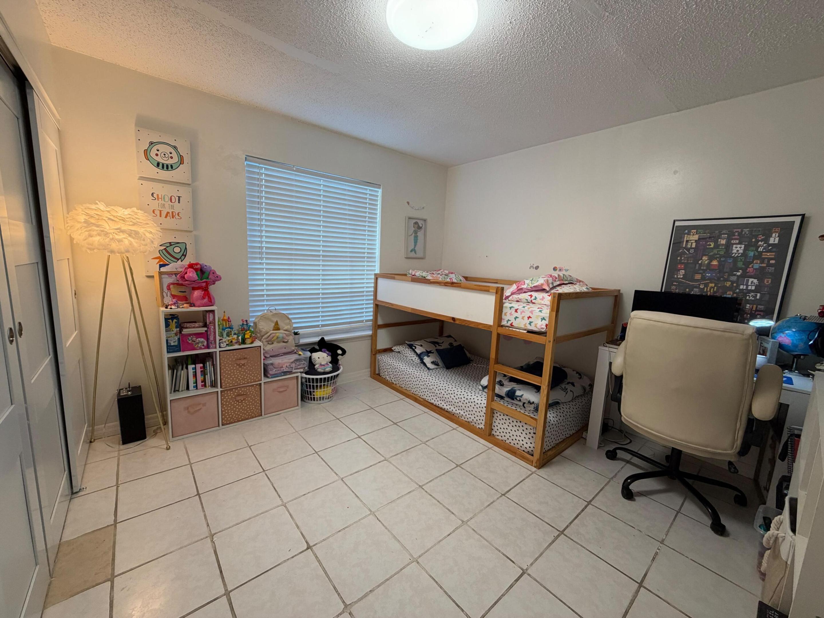 1437 Royal Forest Court — photo