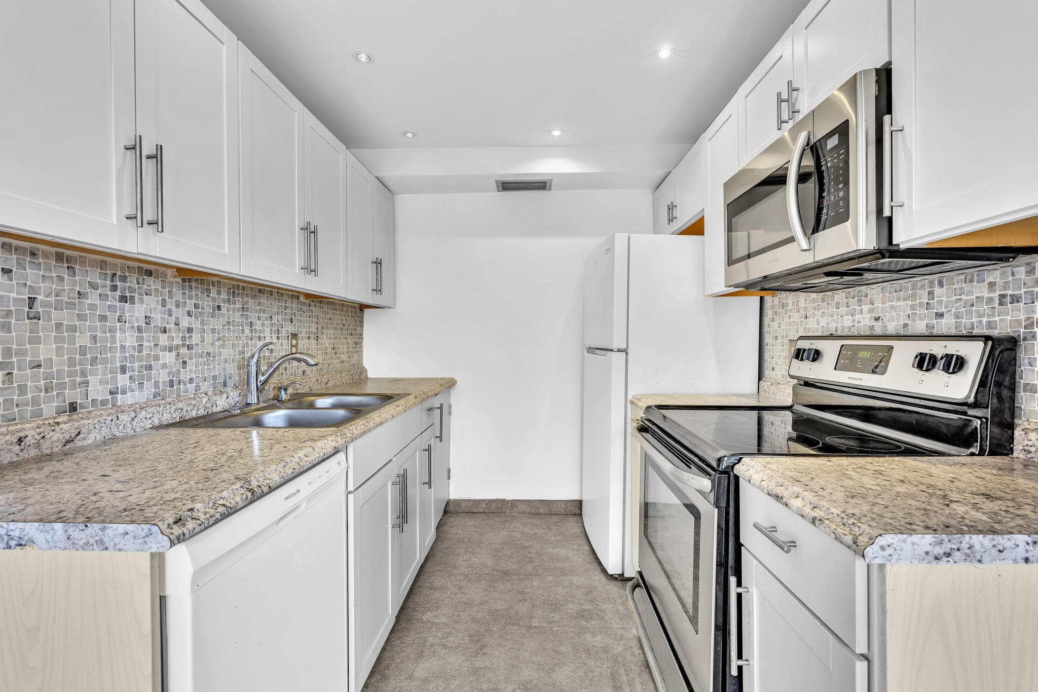3076 Cornwall D, Boca Raton, FL 33434 — photo 3
