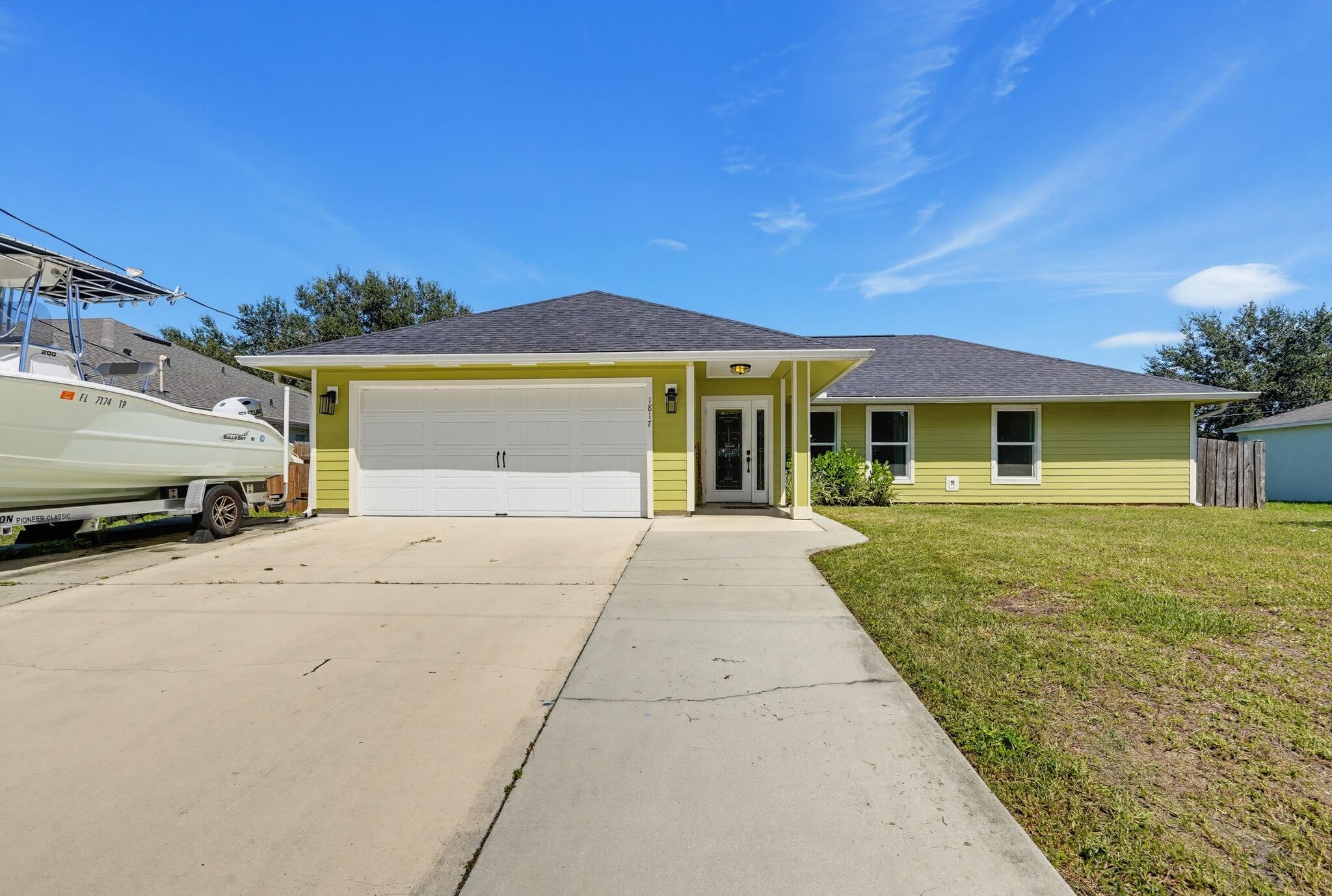 1817 SW Open View Drive — photo