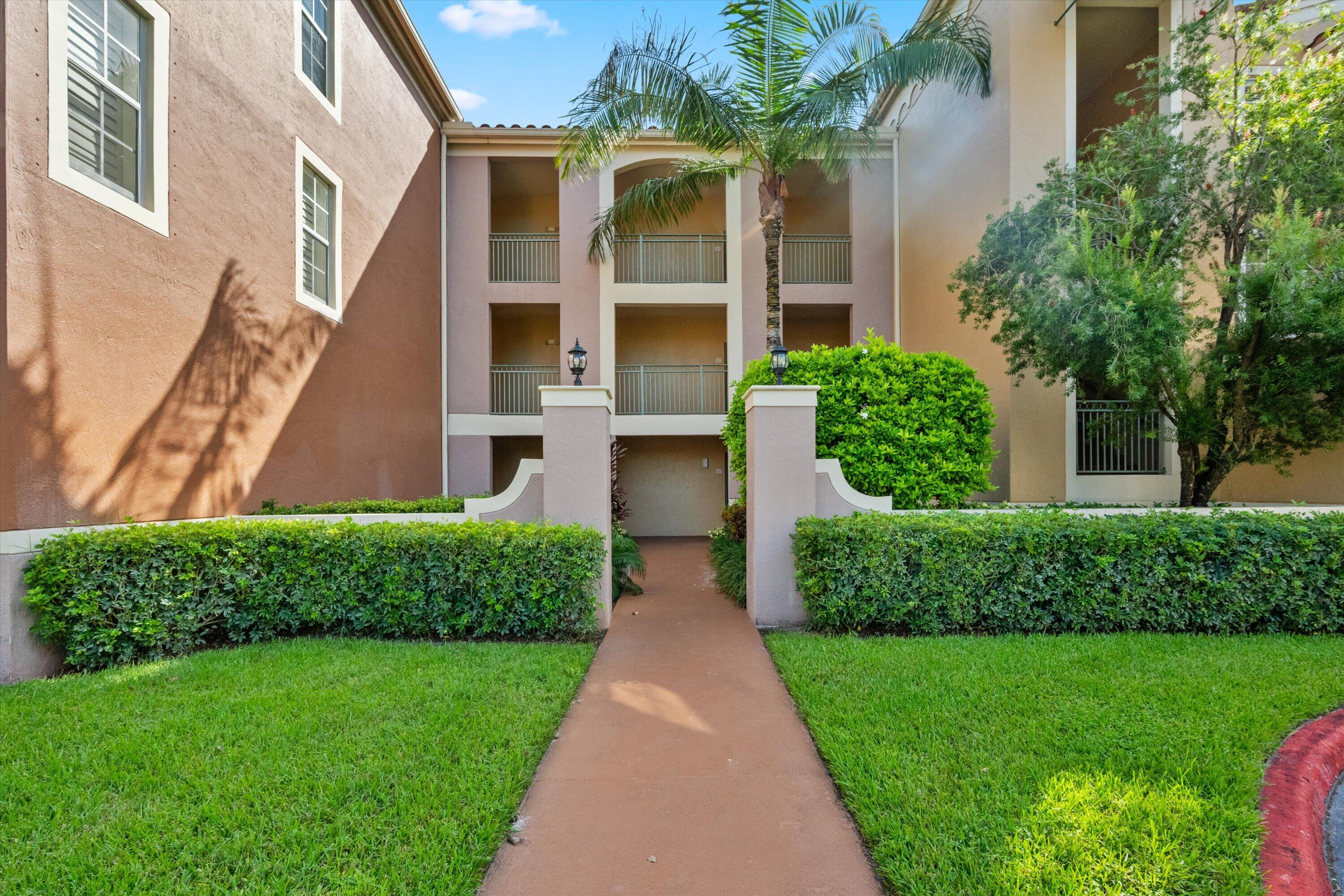 11750 Saint Andrews Place 208 — photo