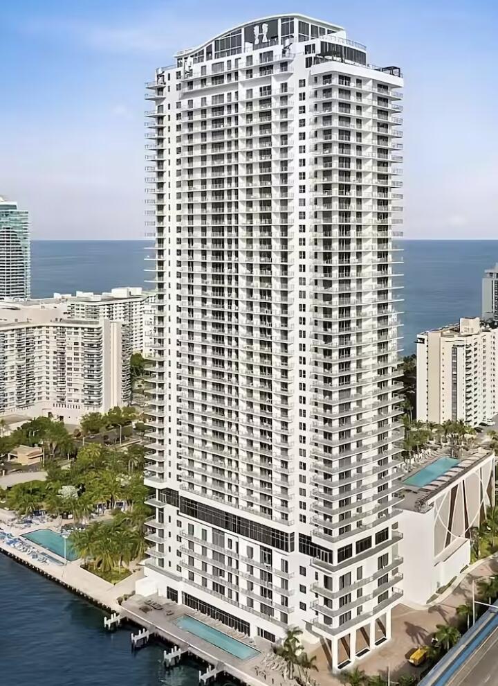 4010 S Ocean Drive R1007 — photo