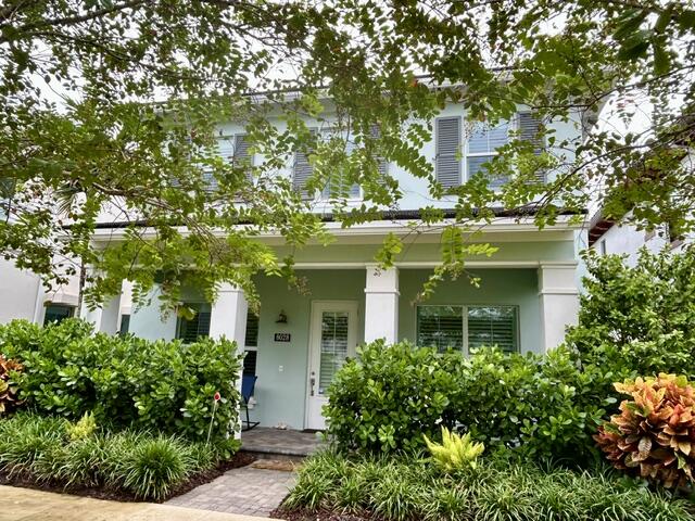 8028 Hobbes Way — photo
