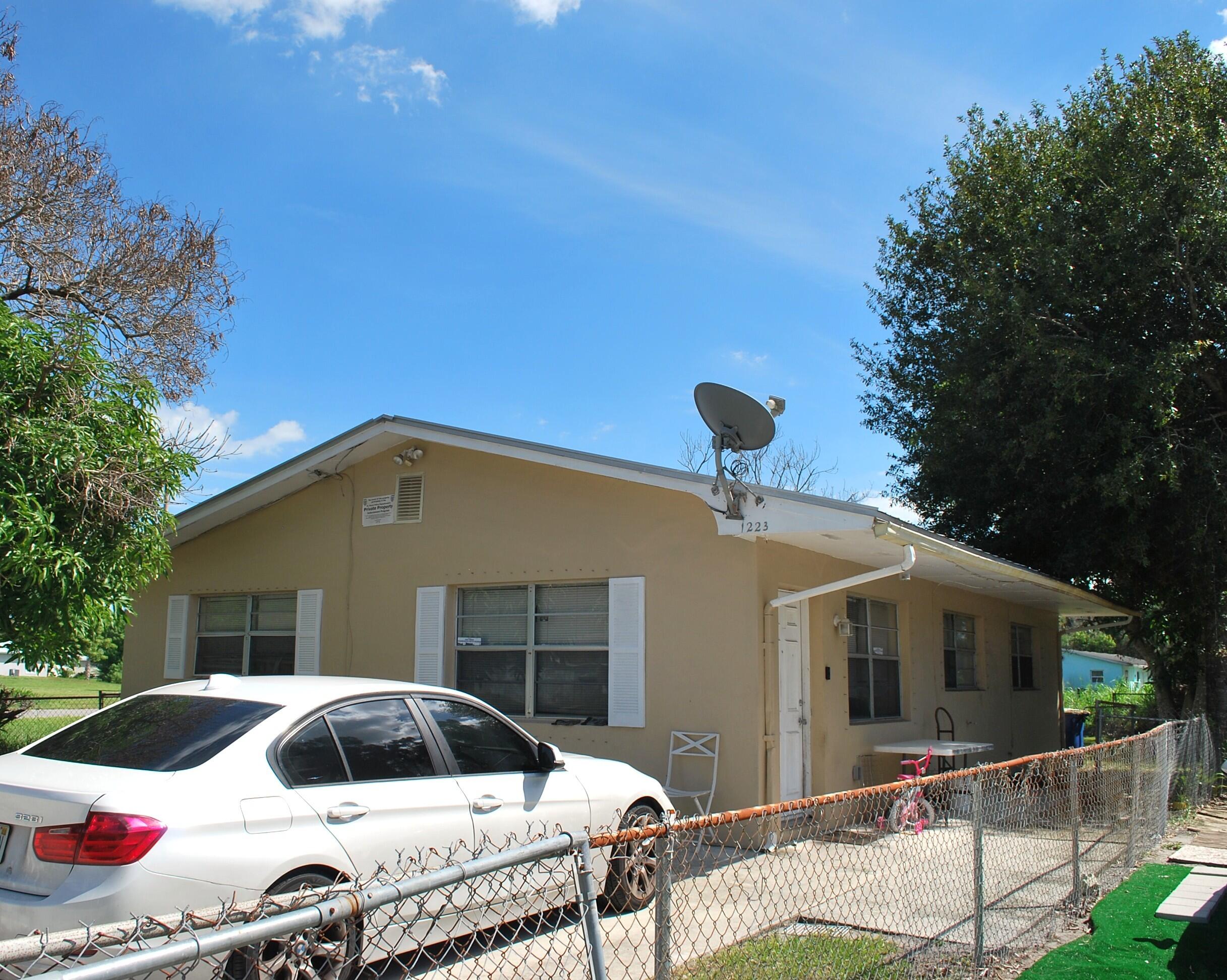 1223 McCray Court — photo