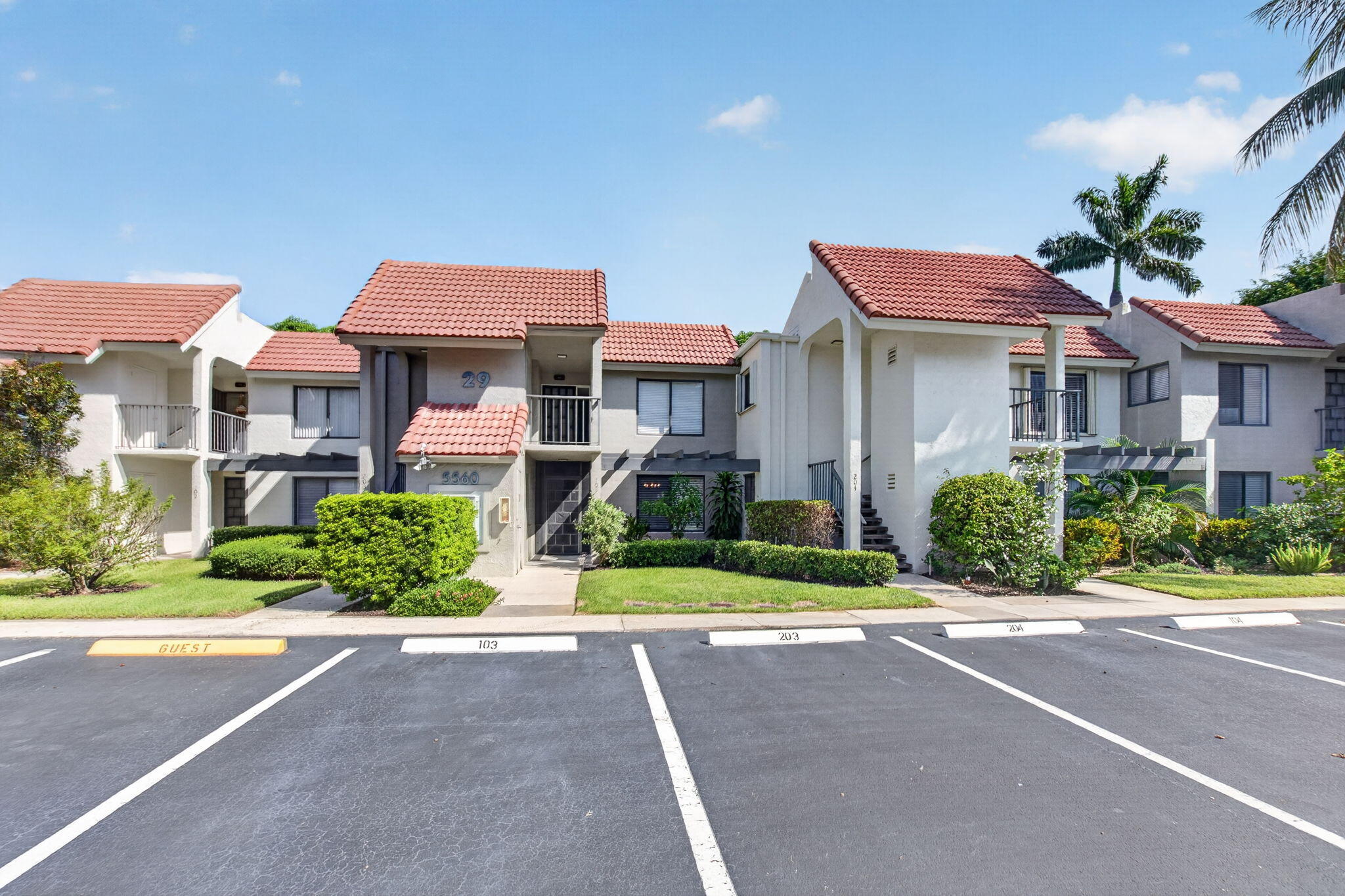 5560 Fairway Park Drive 103 — photo