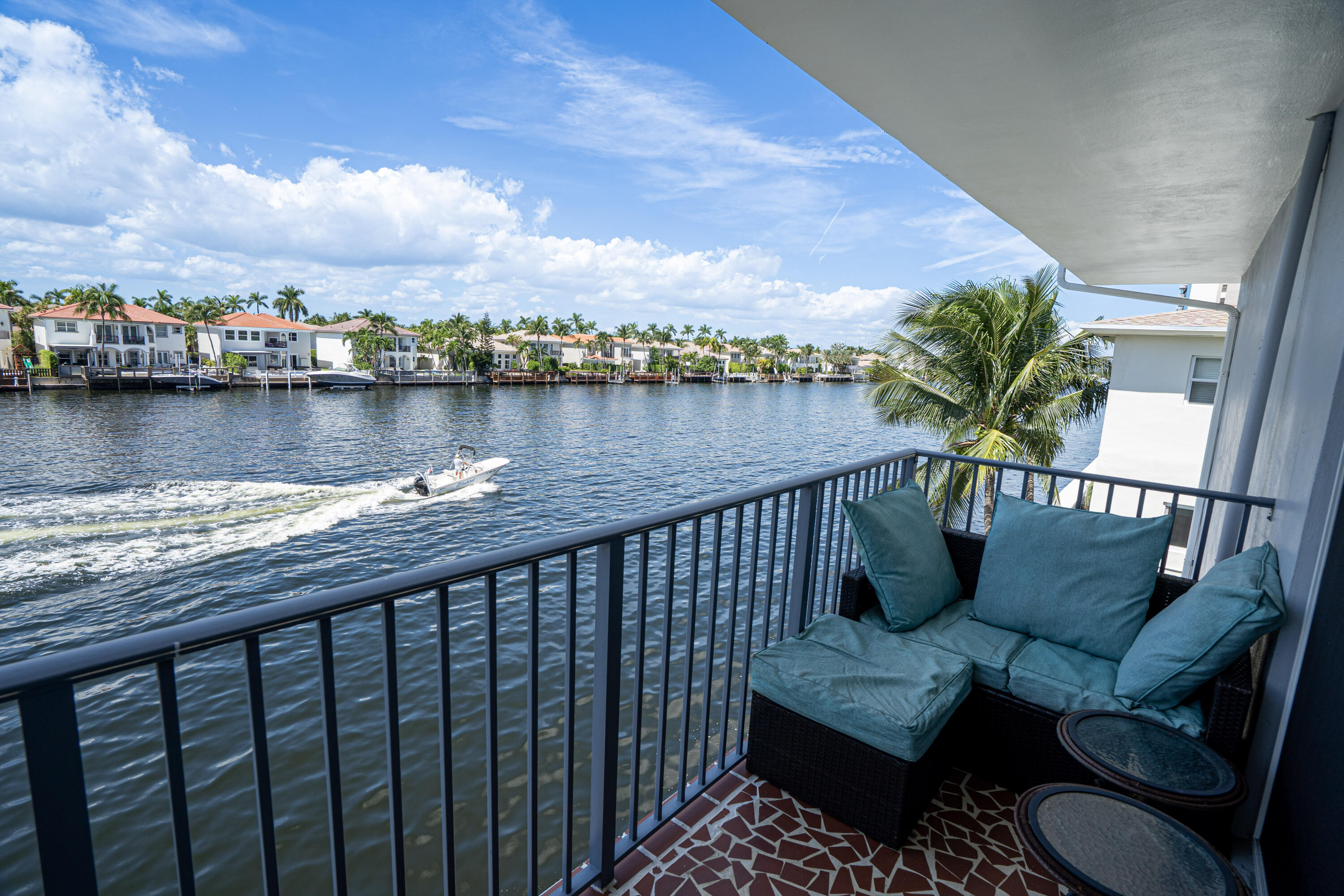 2600 S Ocean Drive S305 — photo