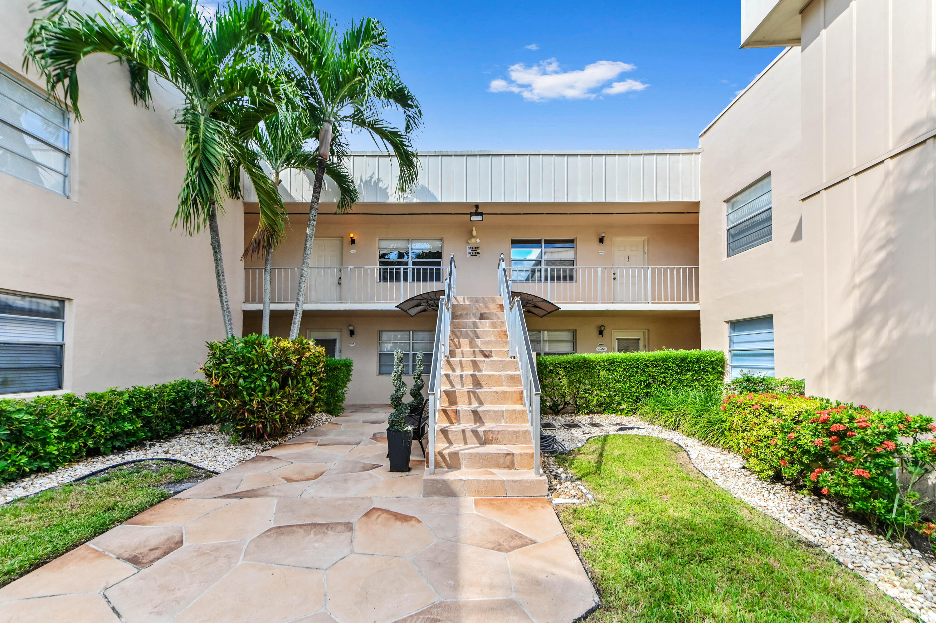 322 Normandy Lane — photo