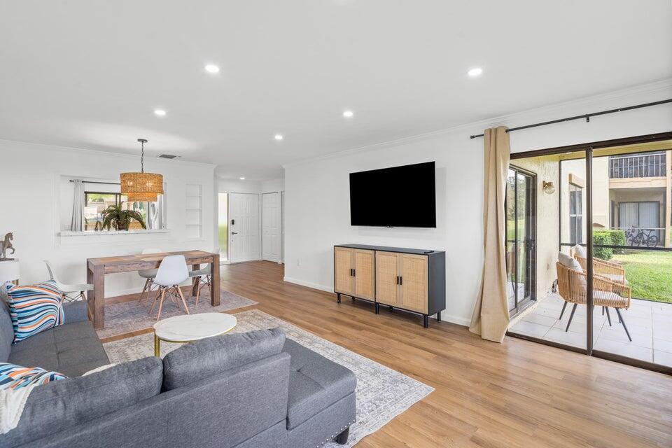13145 Chadwick Court 14 — photo