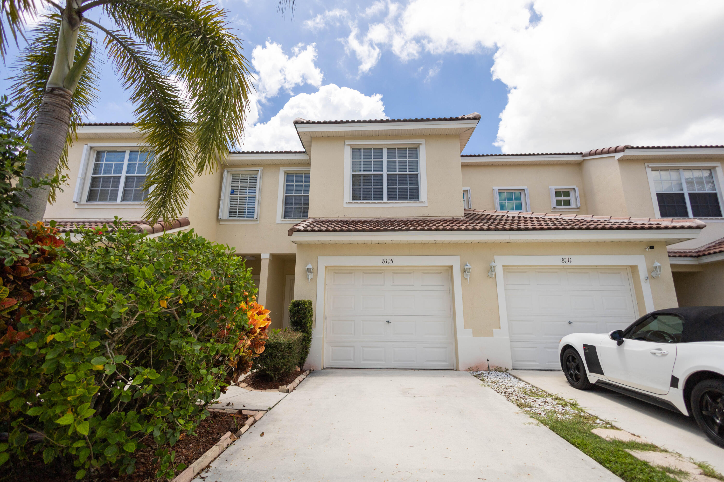 8115 Bellagio Lane — photo